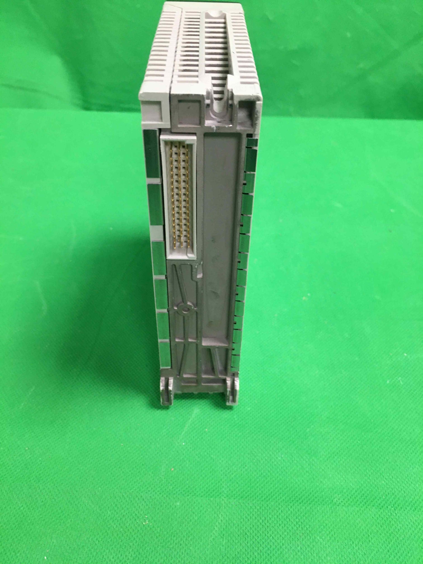 Schneider Electric-TSXDEY64D2K/TSXDEY64D2K