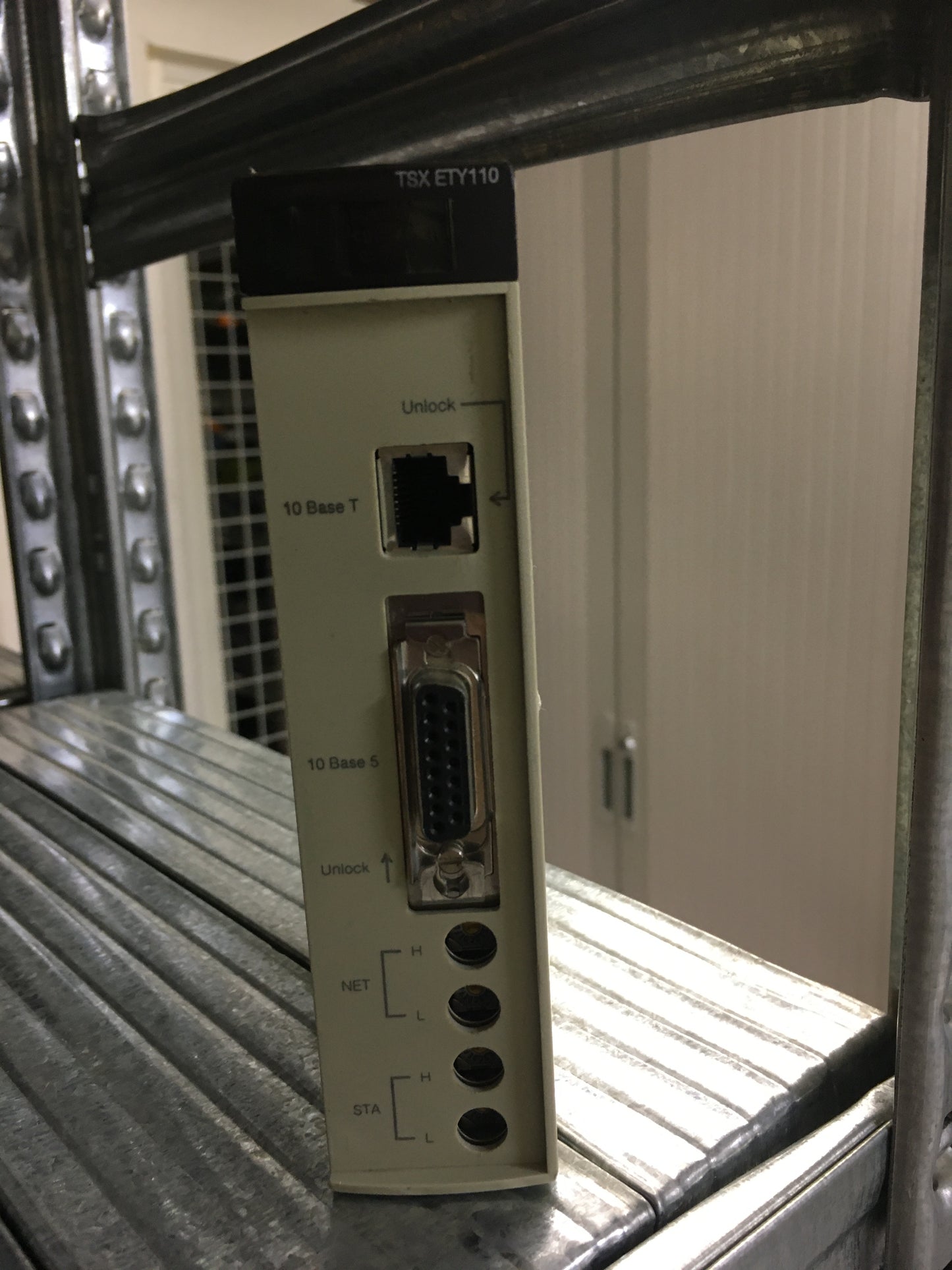 Schneider Electric-TSXETY110/TSXETY110