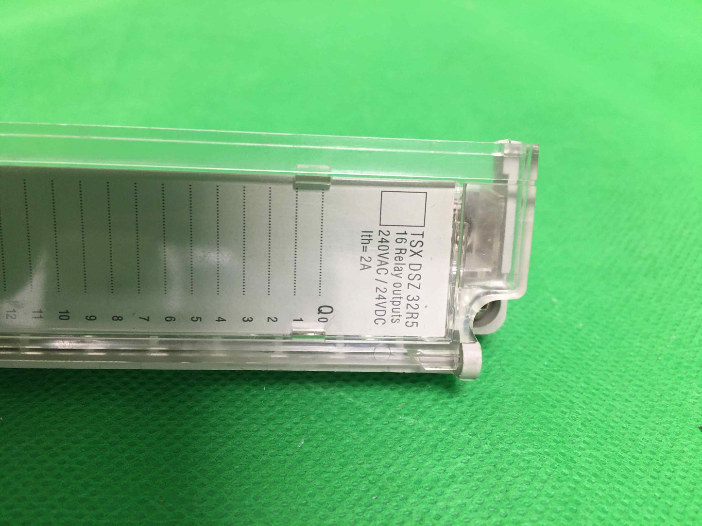 TELEMECANIQUE -TSX DSZ 32R5/TSXDSZ32R5