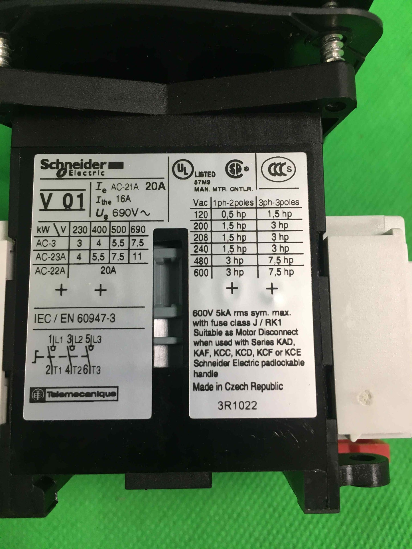 Schneider Electric-V01 60947-3/V01609473