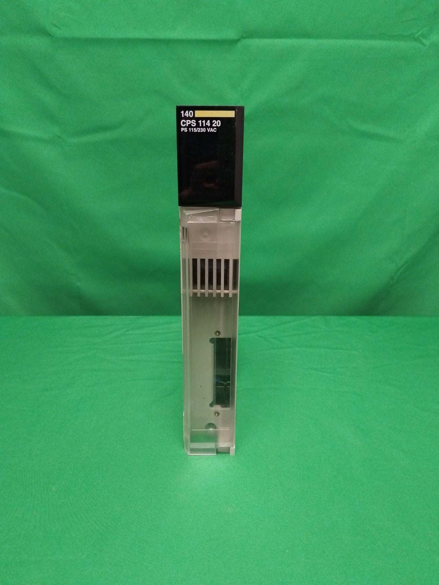 Schneider-Electric 140CPS11420 140CPS11420 Defective