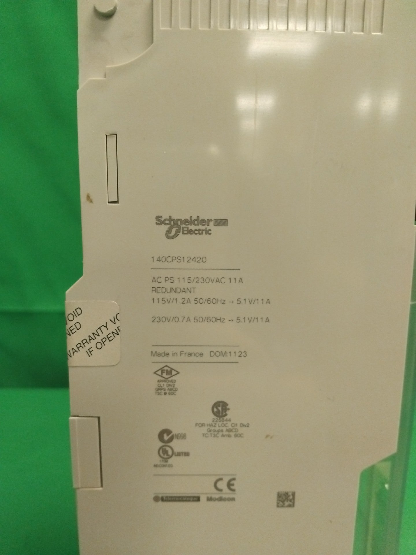 Schneider-Electric 140CPS12420 140CPS12420 Defective