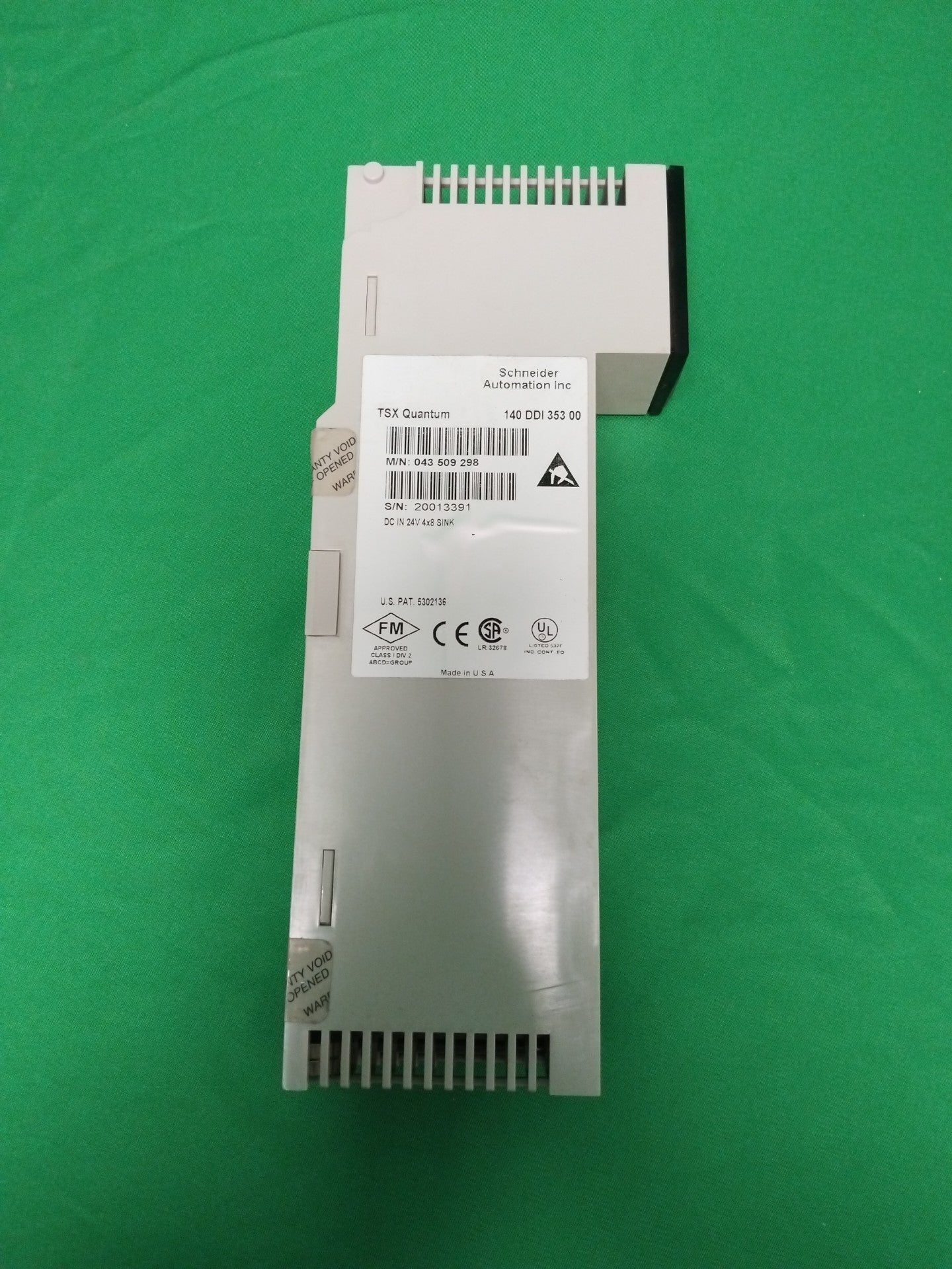 Schneider-Electric 140DDI35300 140DDI35300 Defective
