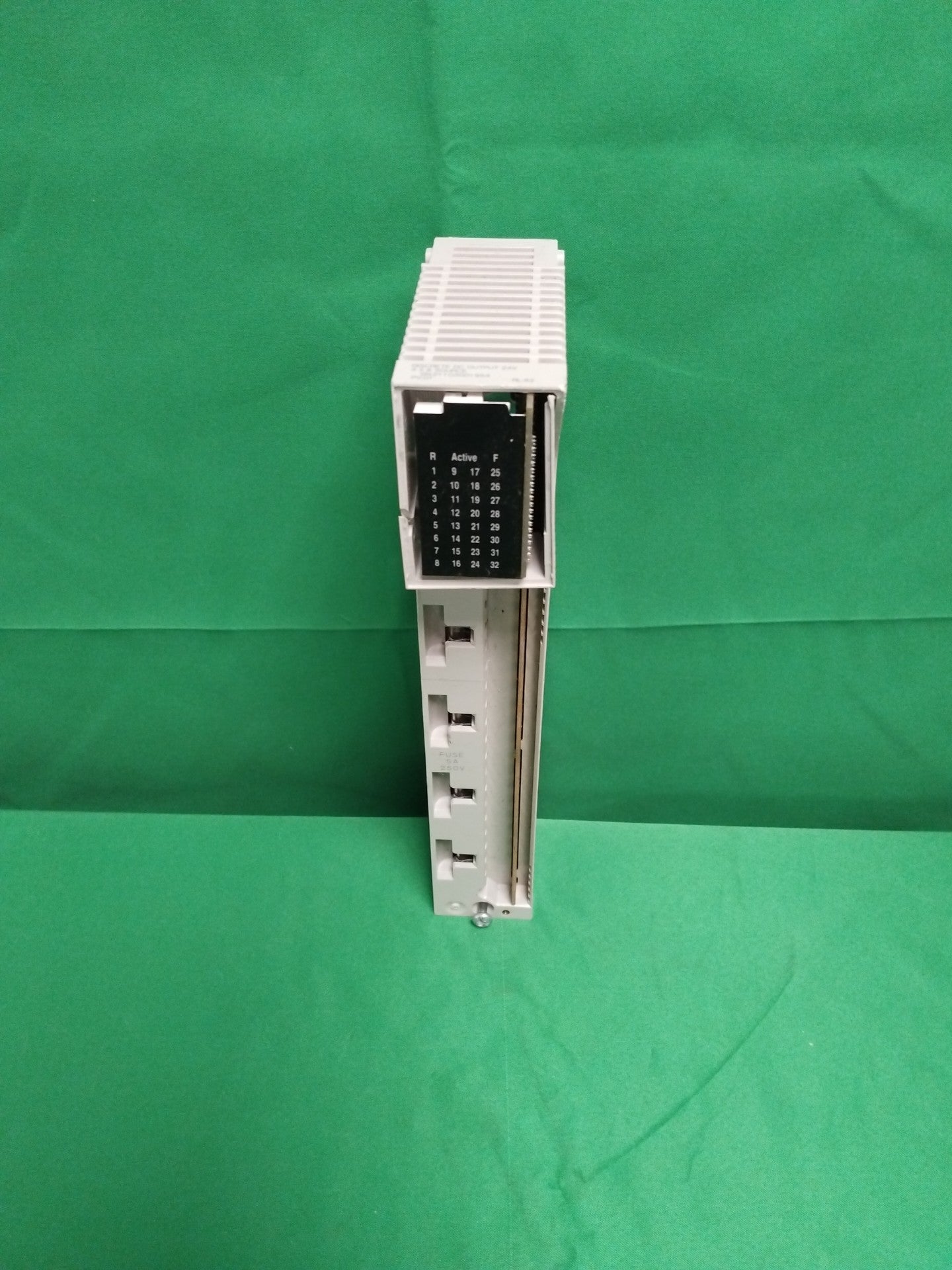 Schneider-Electric 140DDO35300 140DDO35300