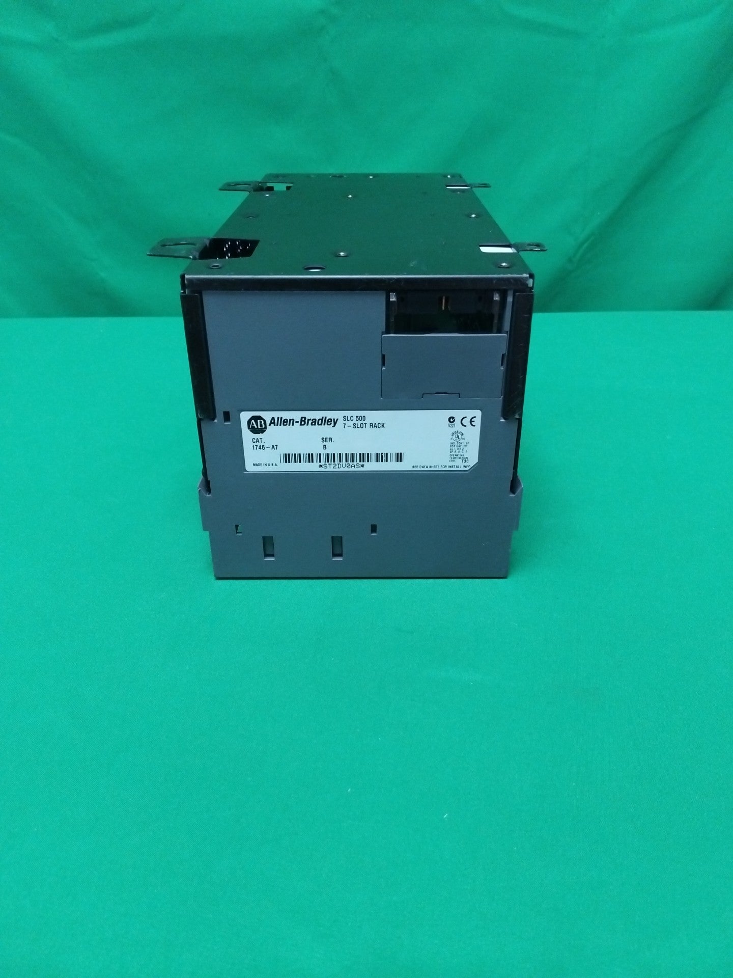 Allen Bradley 1746-A7 SER. B 1746A7SER.B SLC 500
