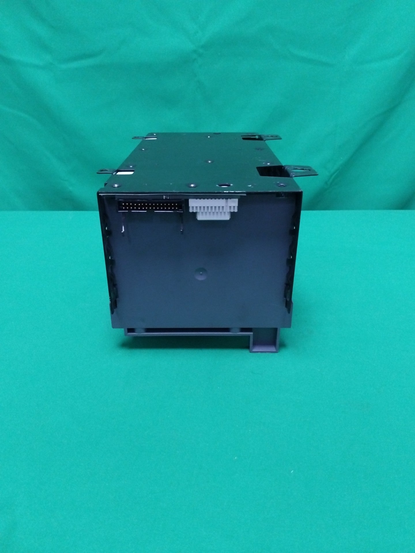 Allen Bradley 1746-A7 SER. B 1746A7SER.B SLC 500