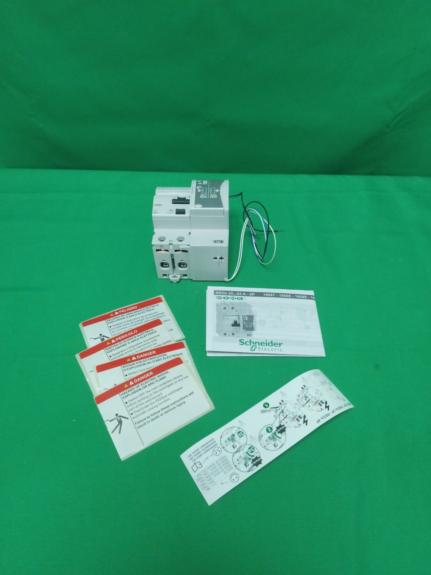 Schneider-Electric 18690 18690