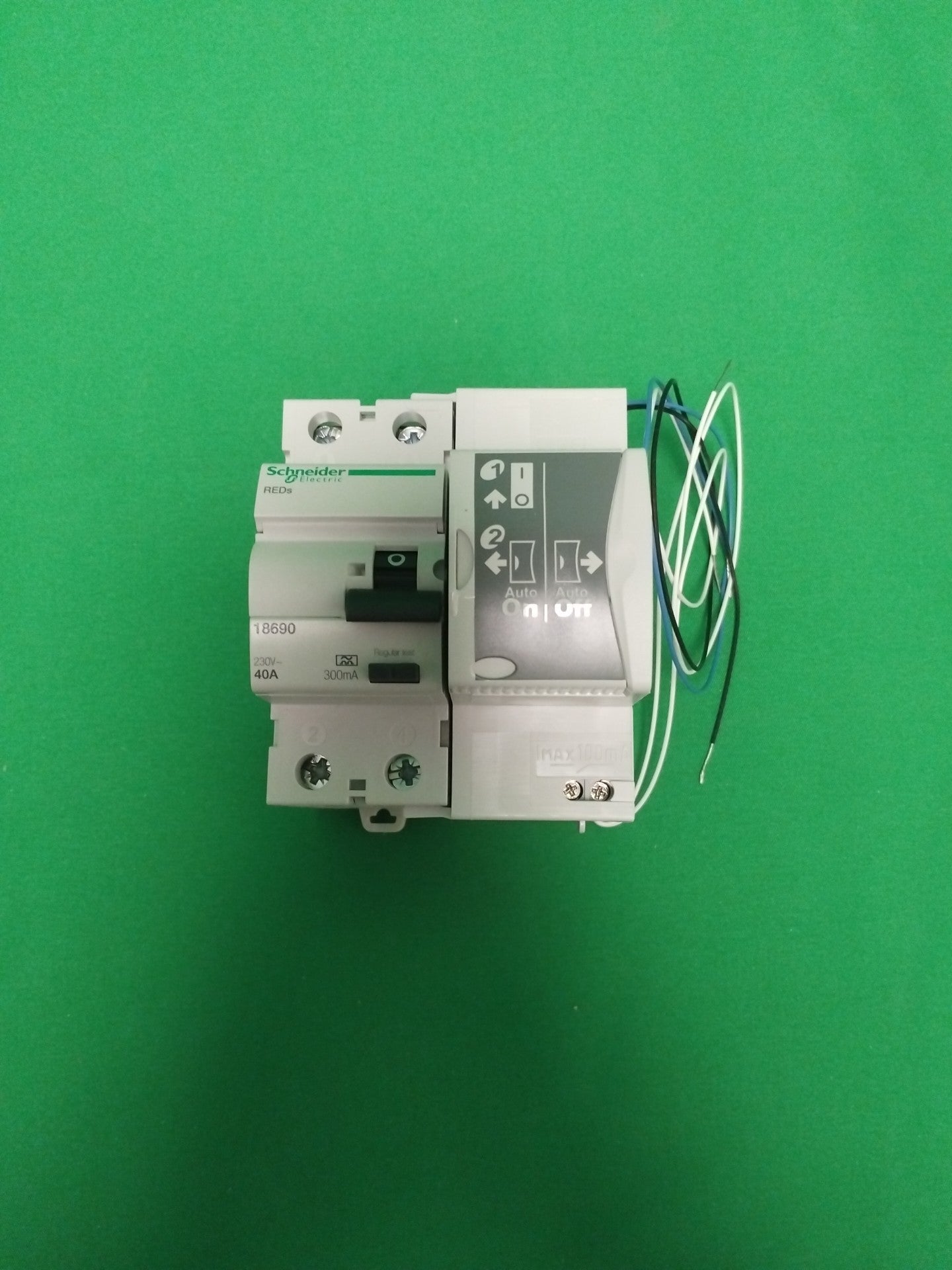 Schneider-Electric 18690 18690