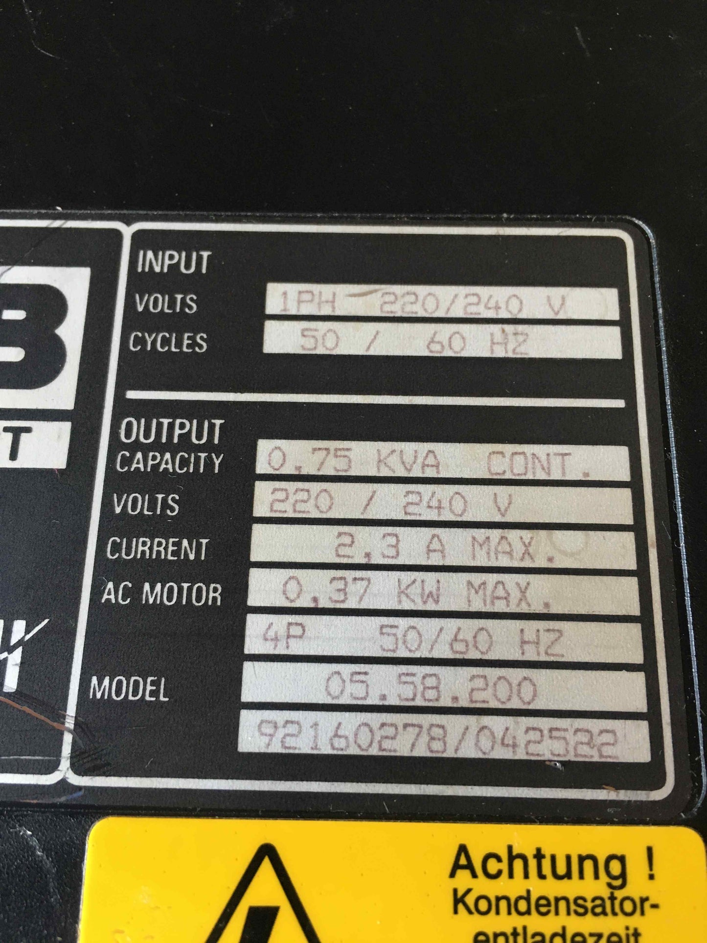 KEB COMBIVERT 1PH 220 240 V 1PH220240V 1PH 220/240 V 05.58.200