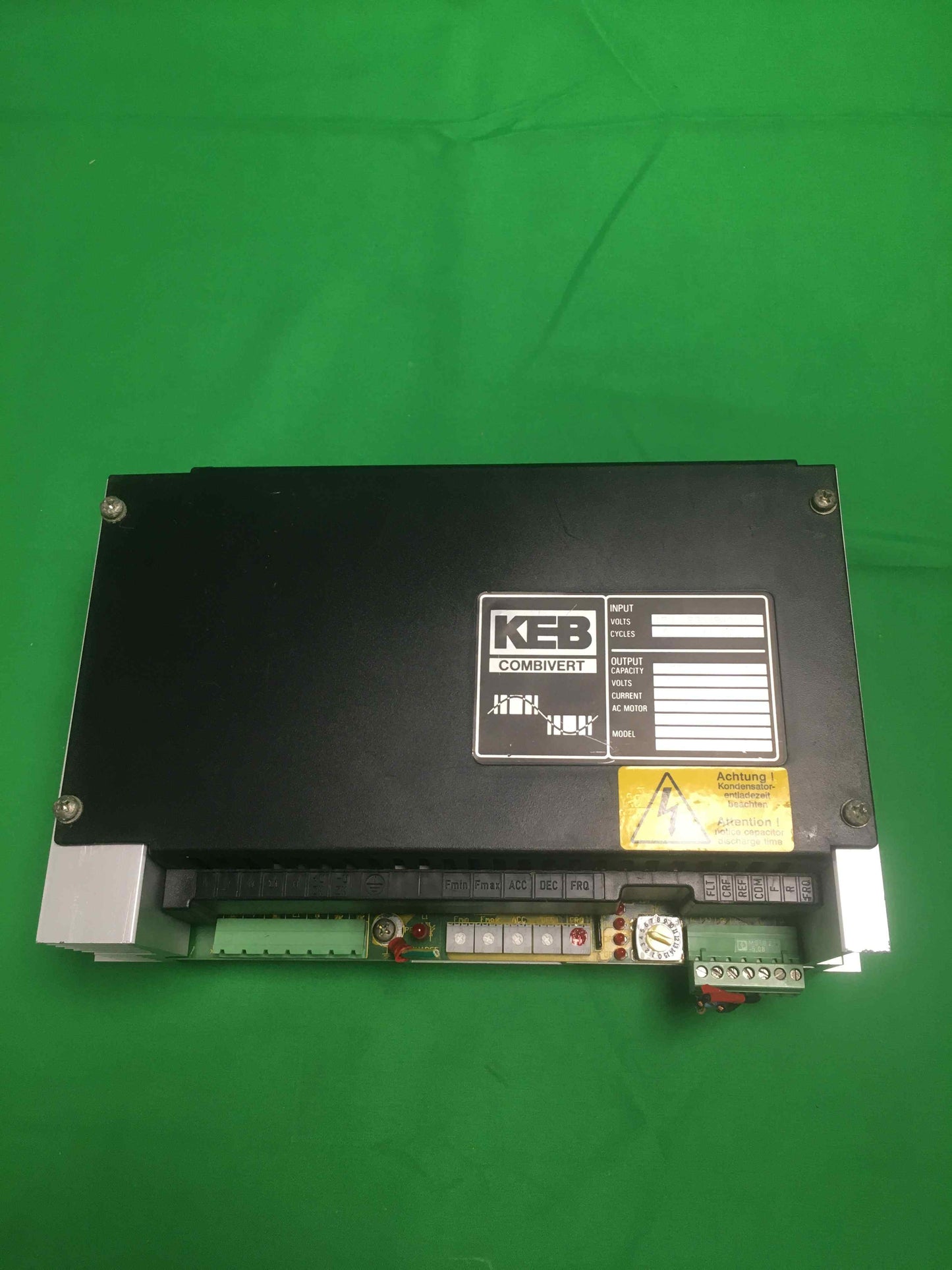 KEB COMBIVERT 1PH 220 240 V 1PH220240V 1PH 220/240 V 05.58.200