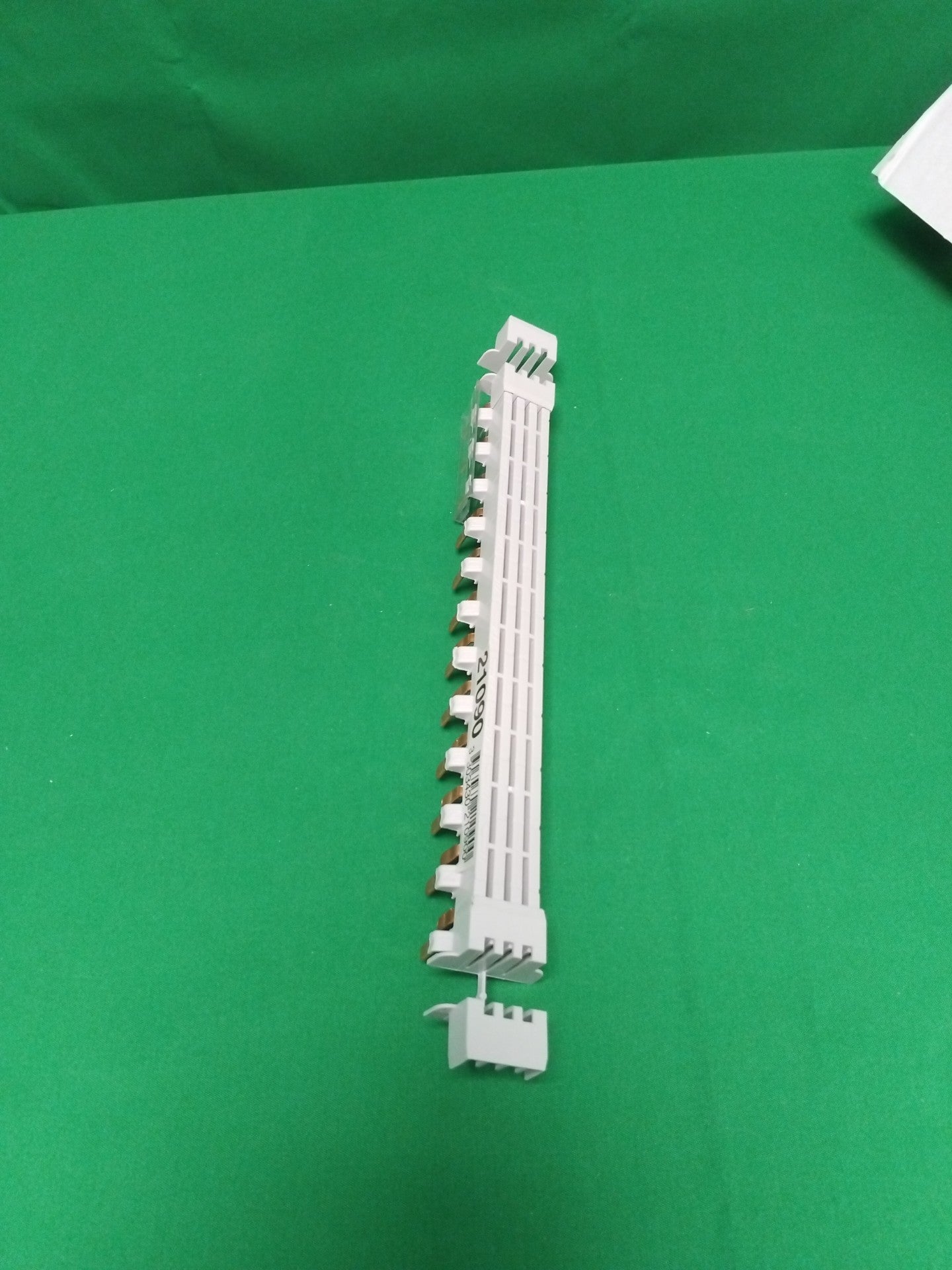 Schneider-Electric 21090 21090 BOX OF 12 UNITS