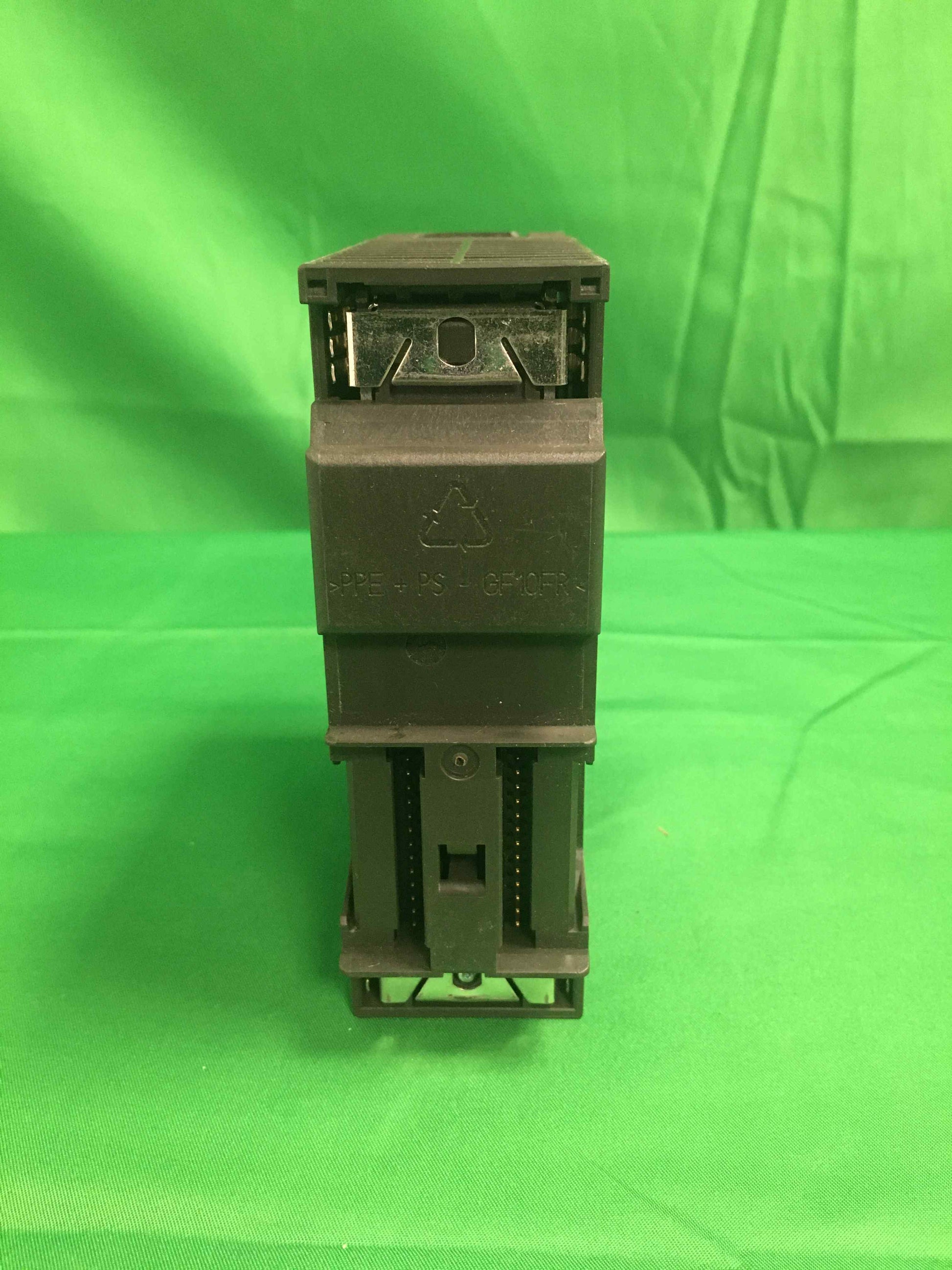 Siemens 6ES7 322-1BL00-0AA0 6ES73221BL000AA0