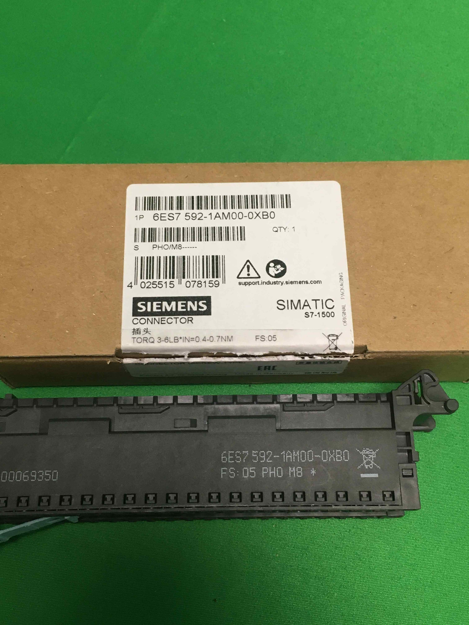 Siemens 6ES7 592-1M00-0XB0/6ES75921M000XB0