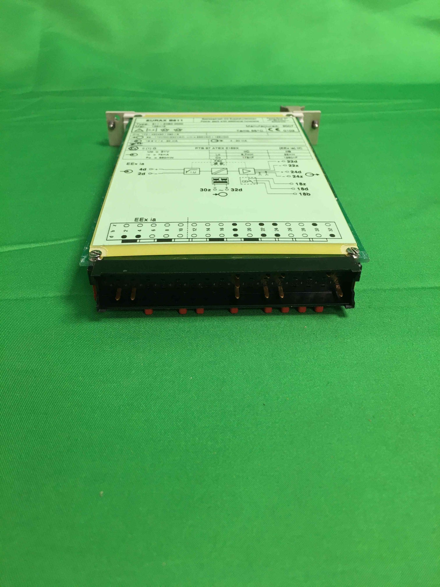 EURAX 811-24B0 0000 81124B00000