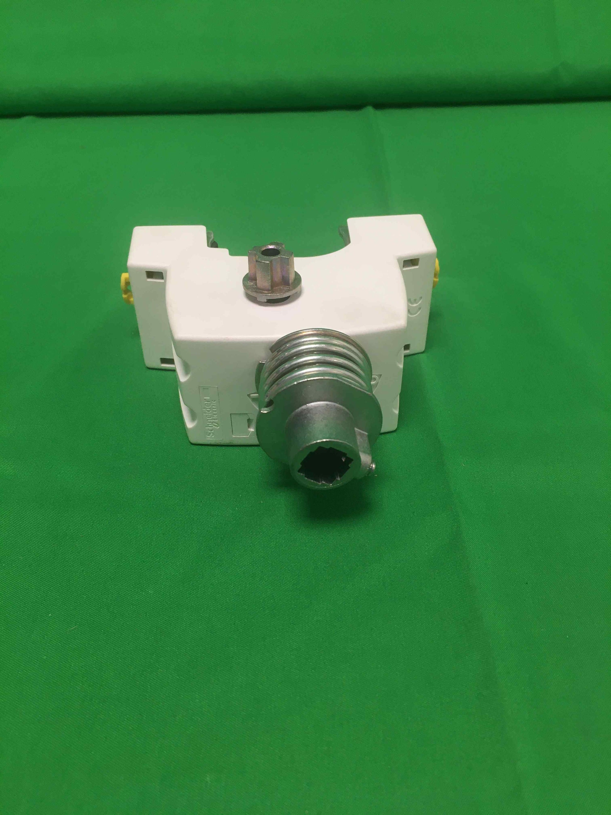 Schneider-Electric A9A27008 A9A27008 WITHOUT ORIGINAL PACKAGING