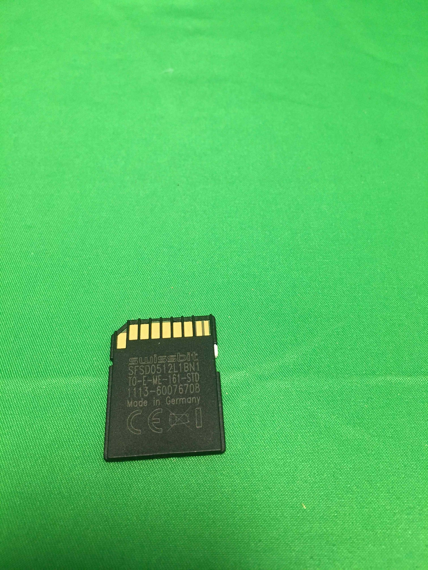8648