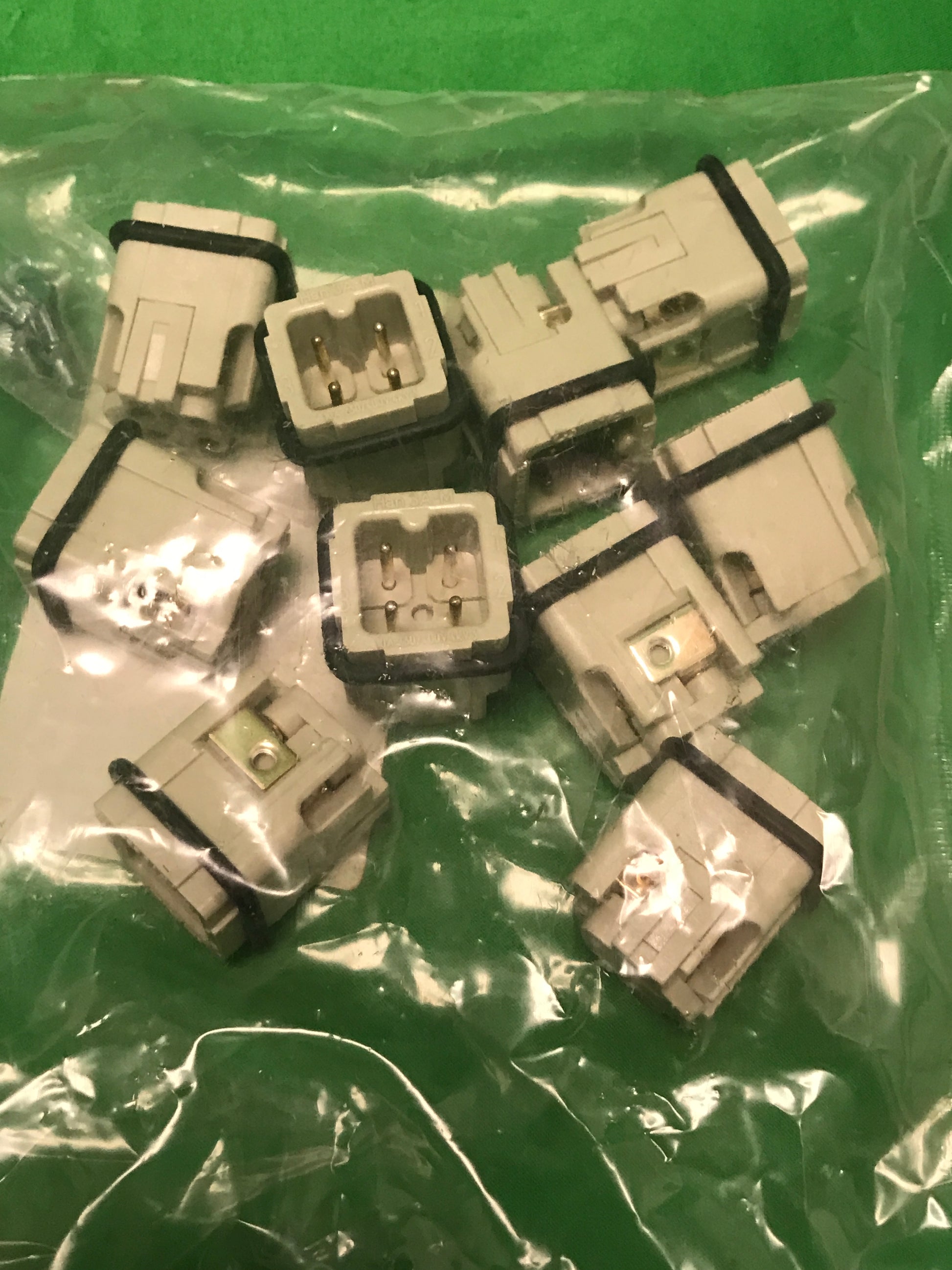 HARTING HAN 3A-STI HAN3ASTI PART NO : 09200032611 BOX OF 10 UNITS