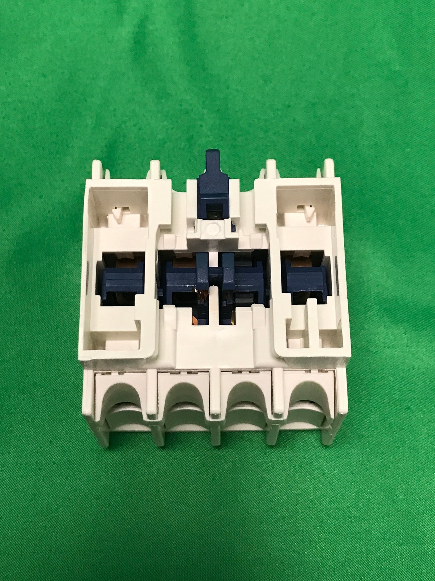 Schneider-Electric LADN31 NEW LADN31