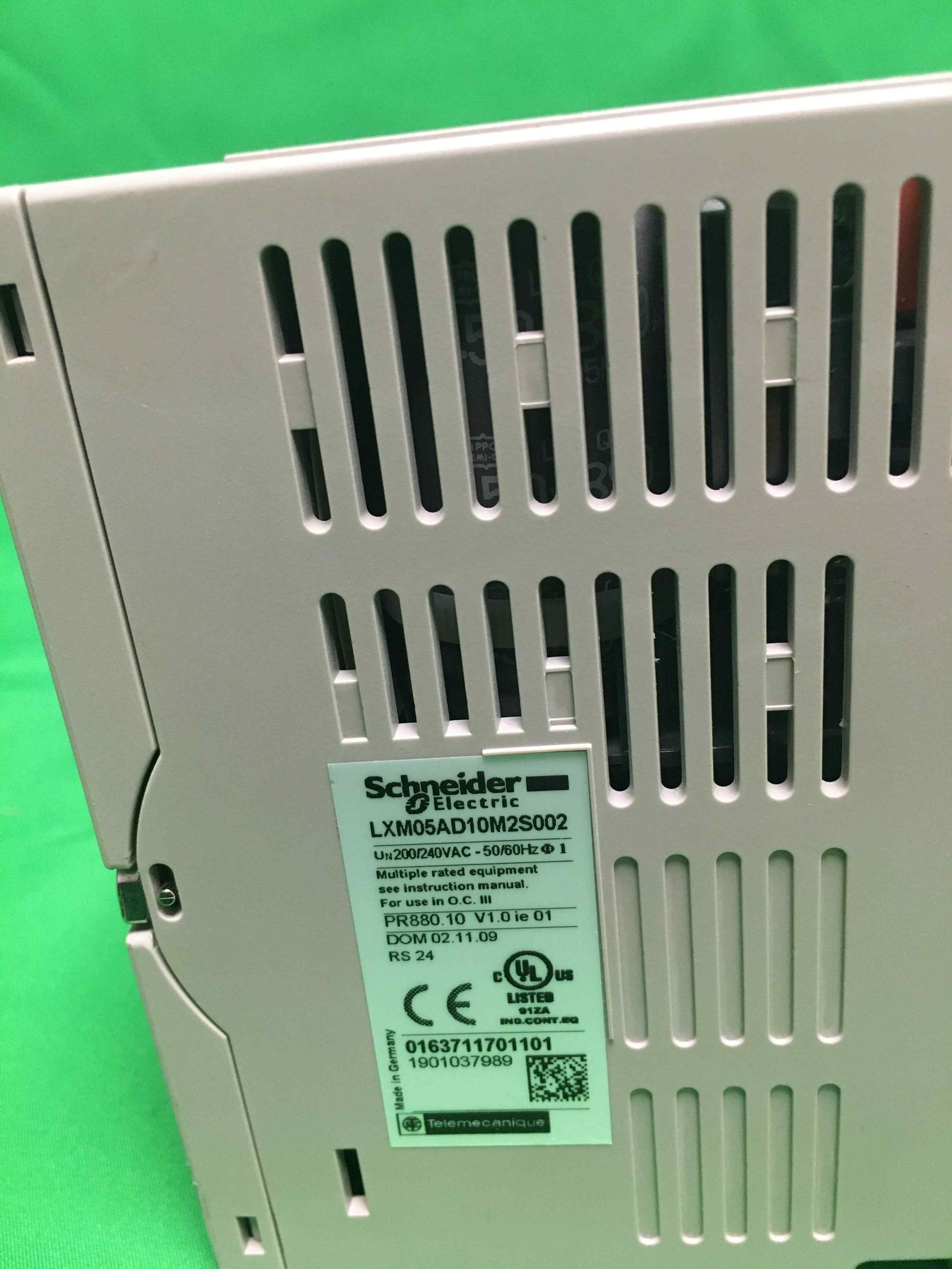 Schneider-Electric LXM05AD10M2S002 LXM05AD10M2S002