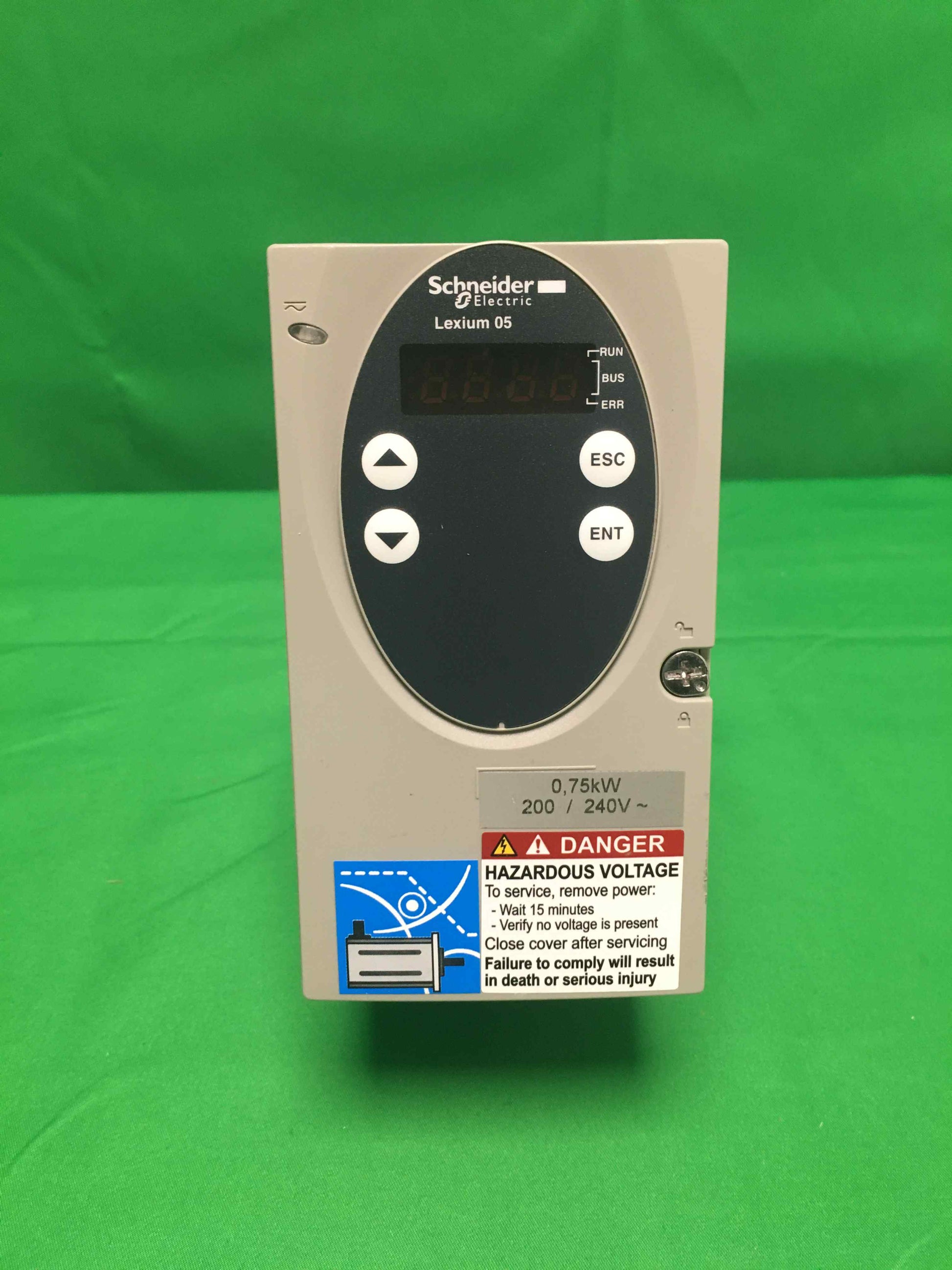 Schneider-Electric LXM05AD10M2S002 LXM05AD10M2S002