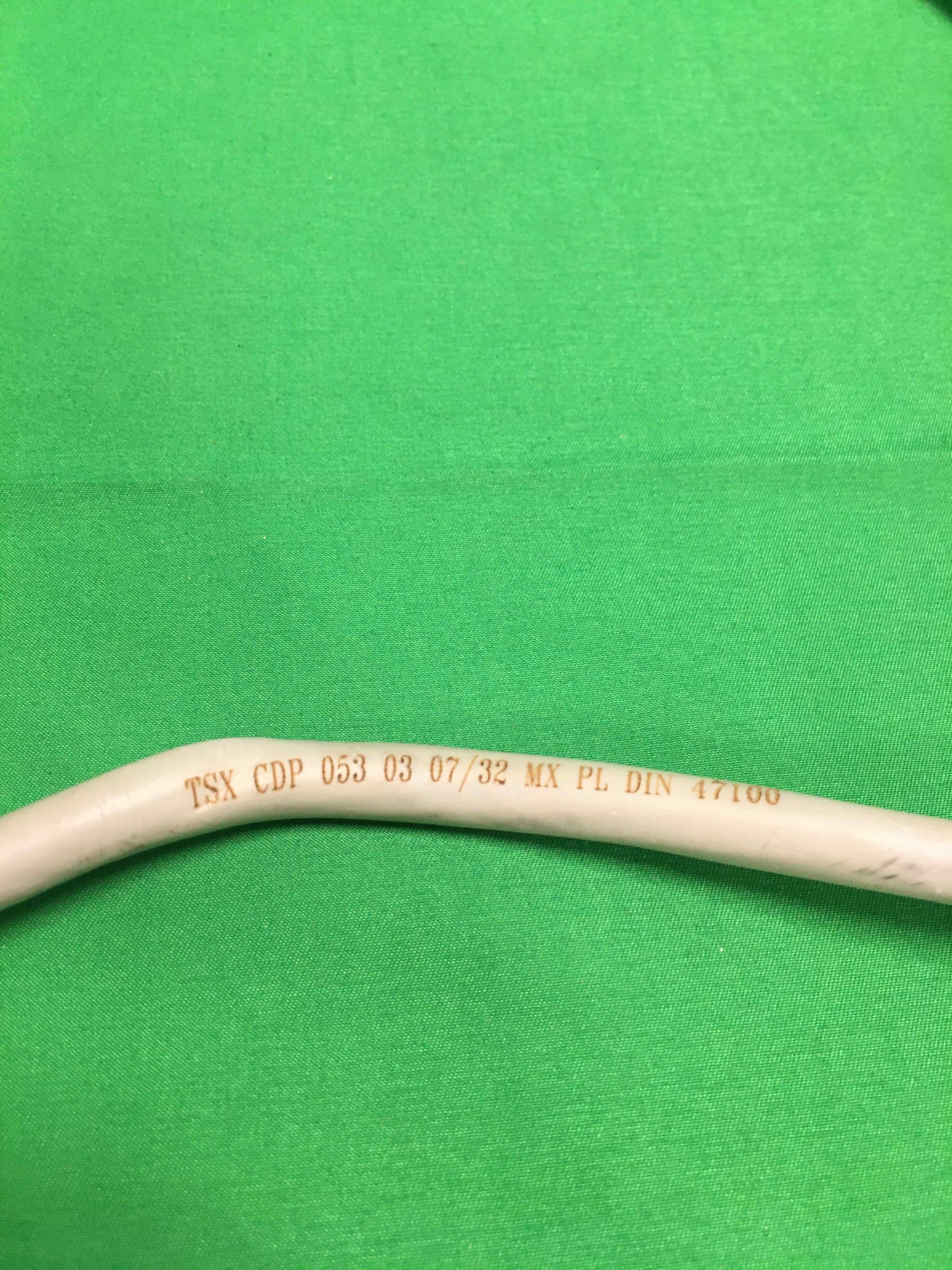 Schneider-Electric -TSX CDP 053 03 07/TSXCDP0530307