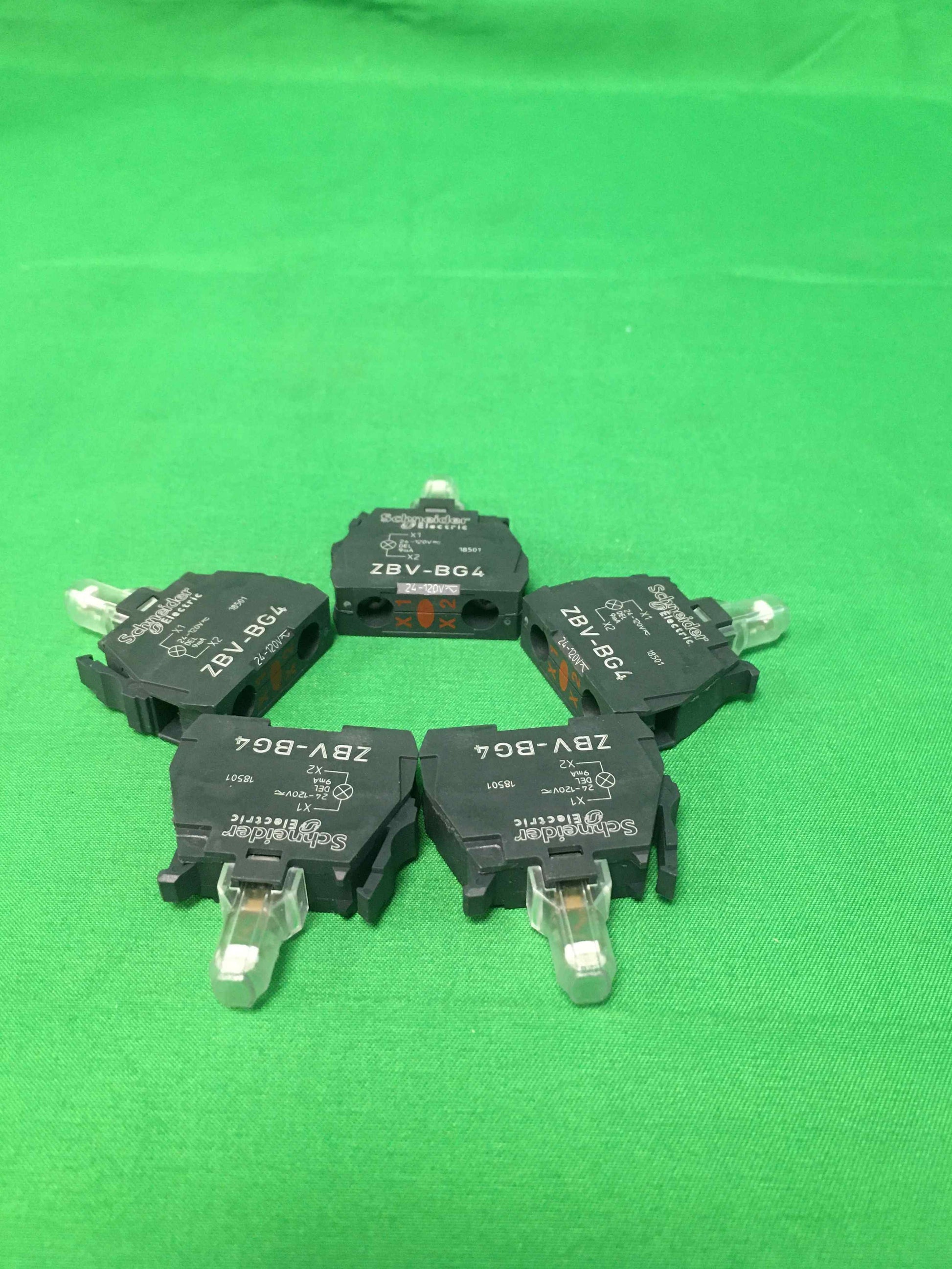 Schneider-Electric ZBV BG4 ZBVBG4 5 UNITS