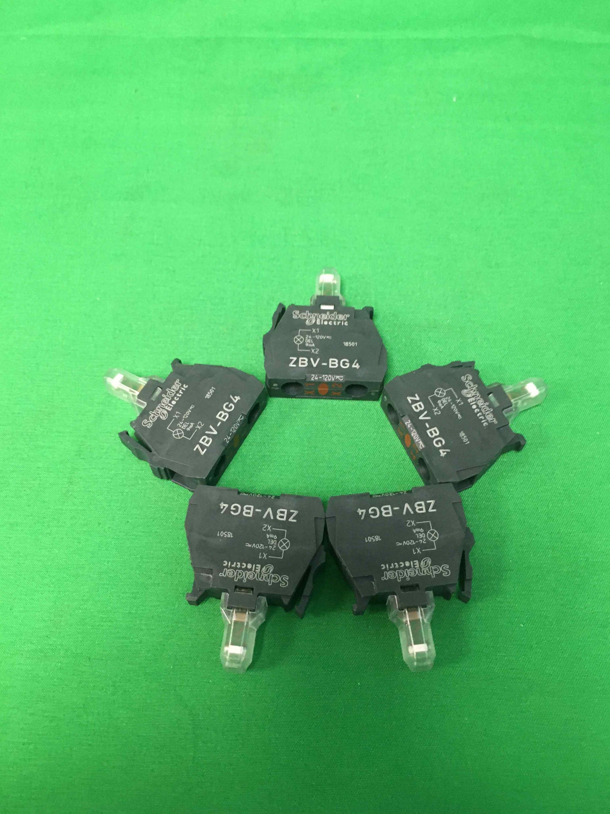 Schneider-Electric ZBV BG4 ZBVBG4 5 UNITS