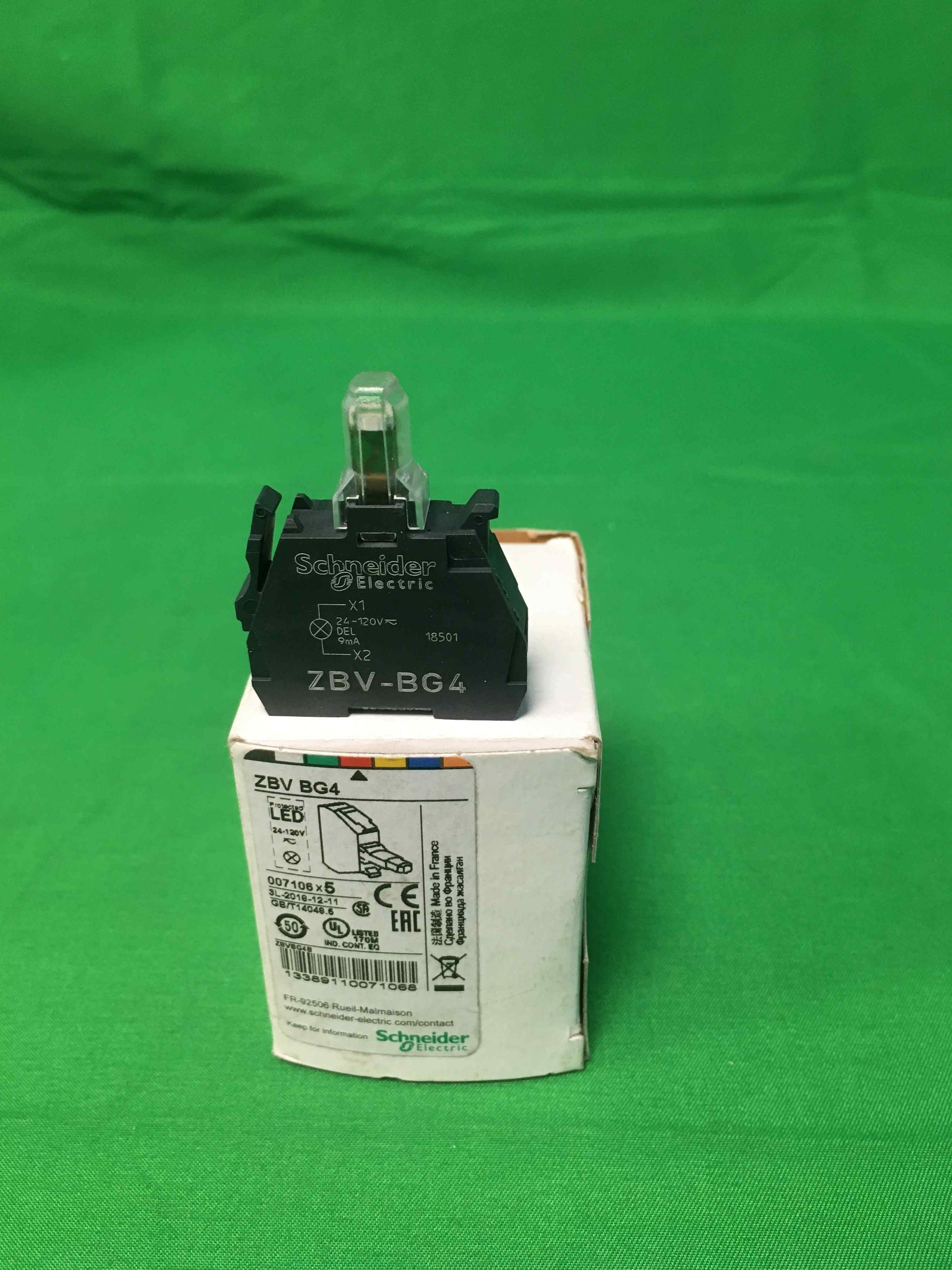 Schneider-Electric ZBV BG4 ZBVBG4 5 UNITS