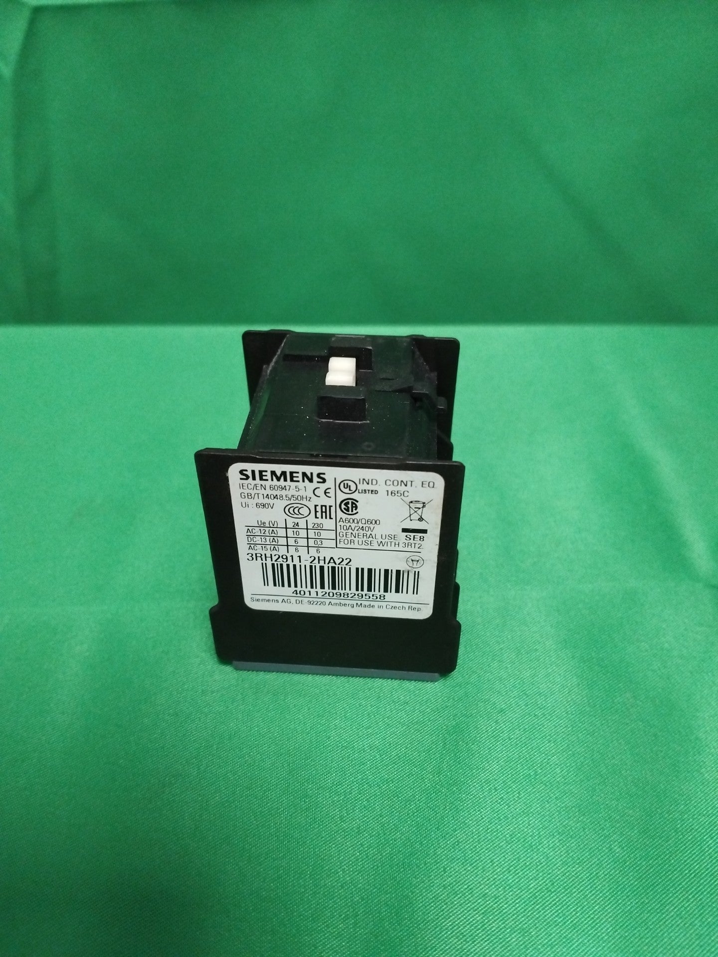 SIEMENS 3RH2911-2HA22 3RH29112HA22 AUXILIARY SWITCH BLOCK