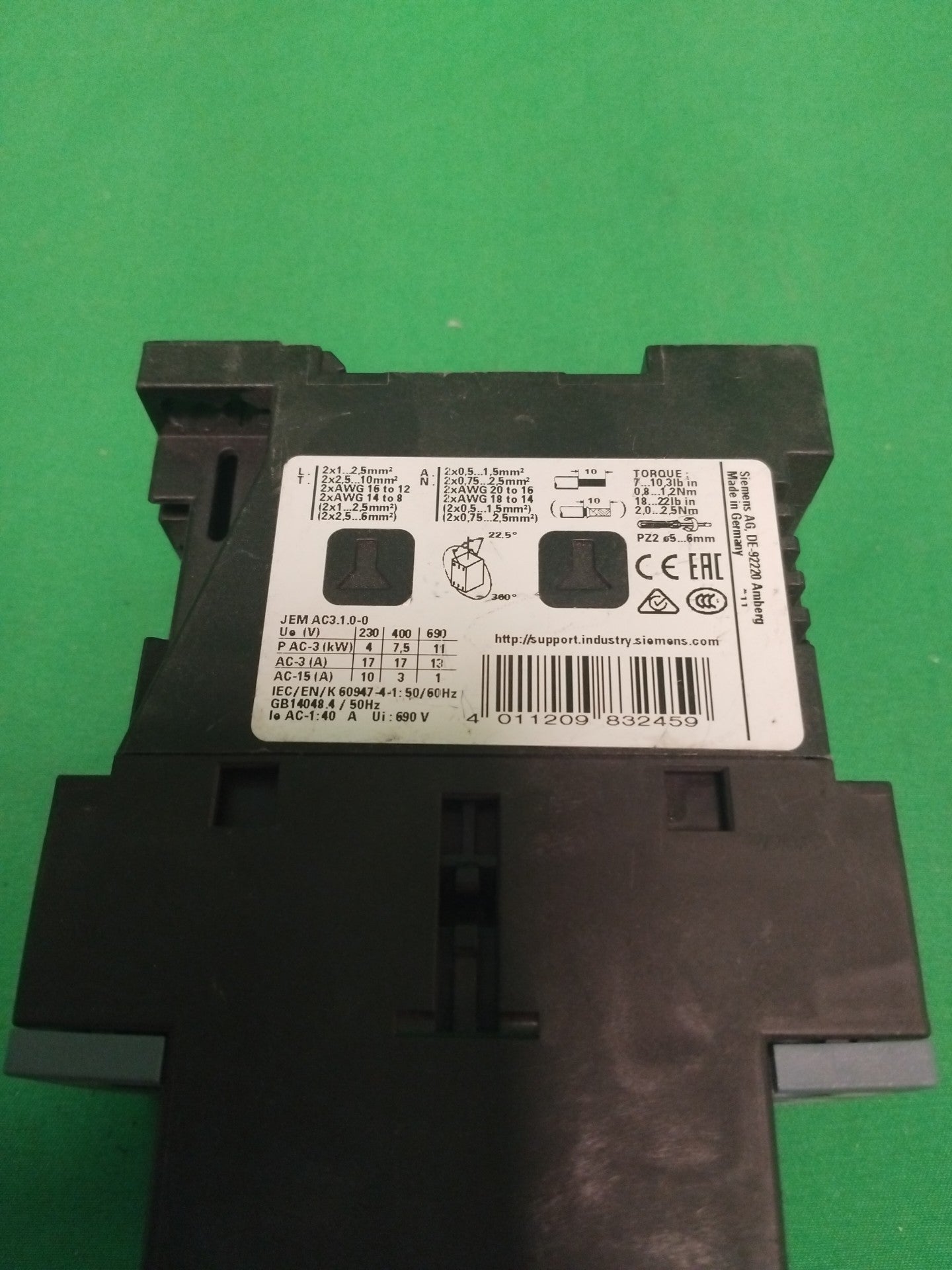 SIEMENS 3RT2025-1BB40 3RT20251BB40 WITHOUT ORIGINAL PACKAGING CONTACTEUR