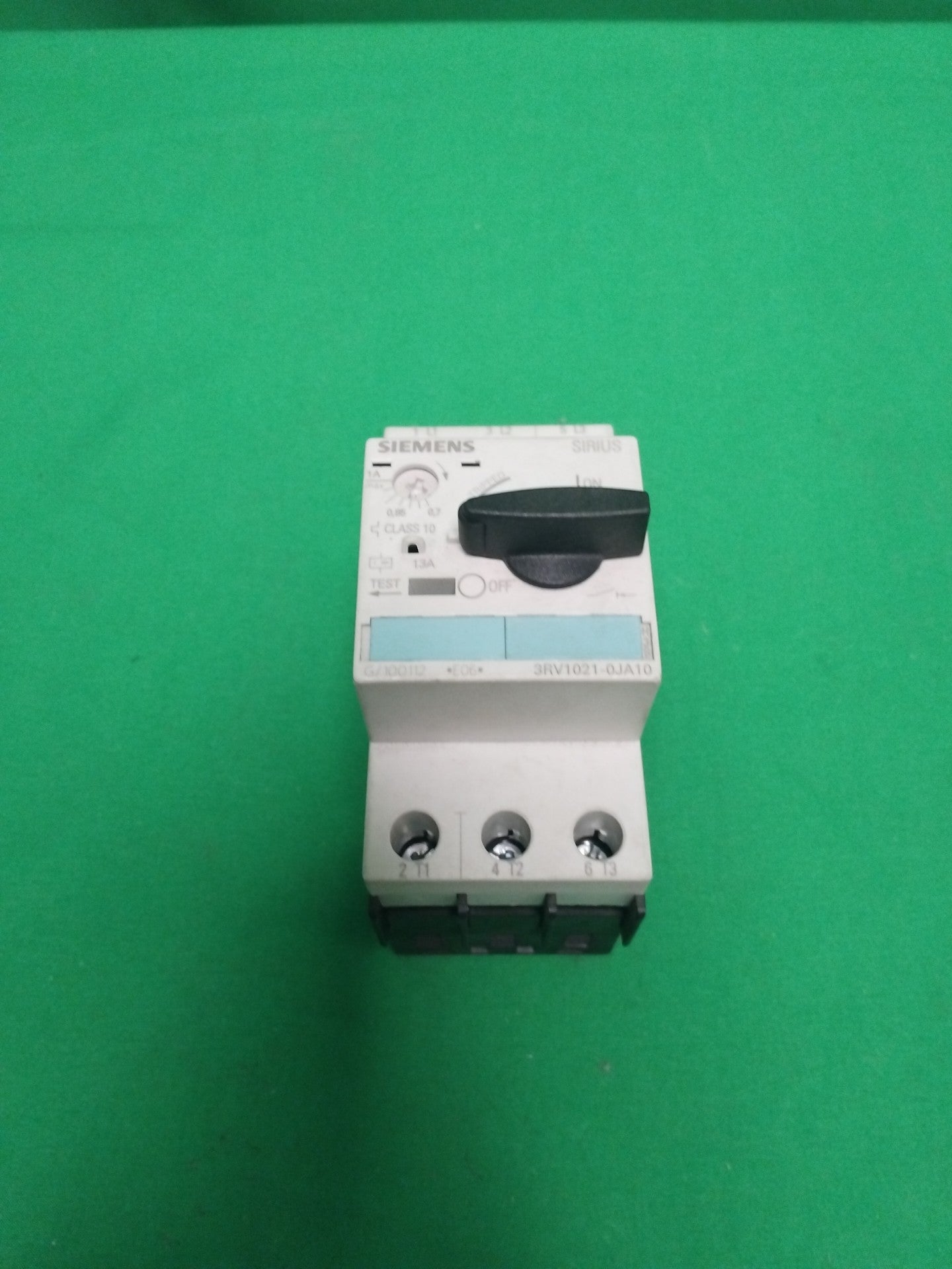 SIEMENS 3RV1021-0JA10 3RV10210JA10 DISJONCTEUR