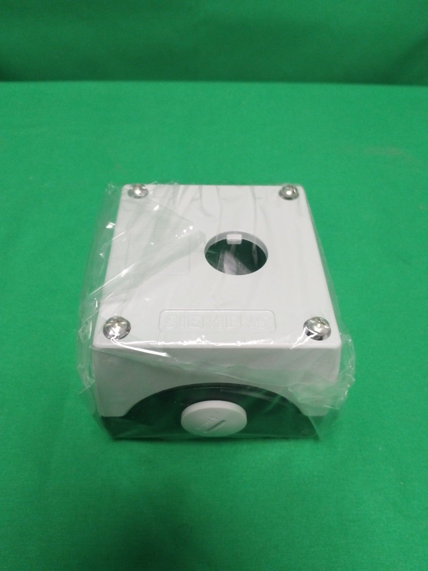 SIEMENS 3SB3801-2AA3 3SB38012AA3 BOITIER METALLIQUE