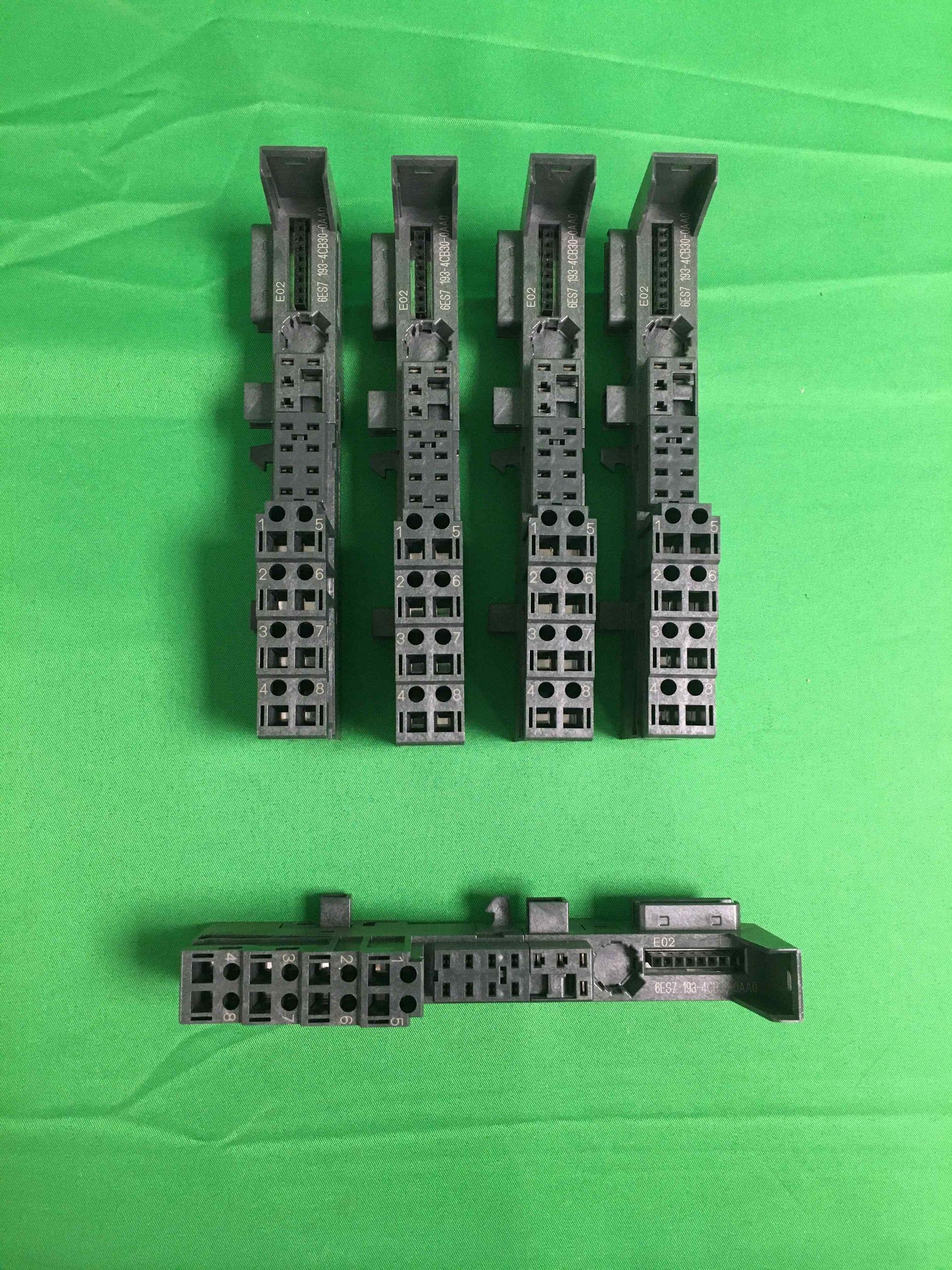 Siemens 6ES7 193-4CB30-0AA0 6ES71934CB300AA0 5 UNITS OPEN BOX