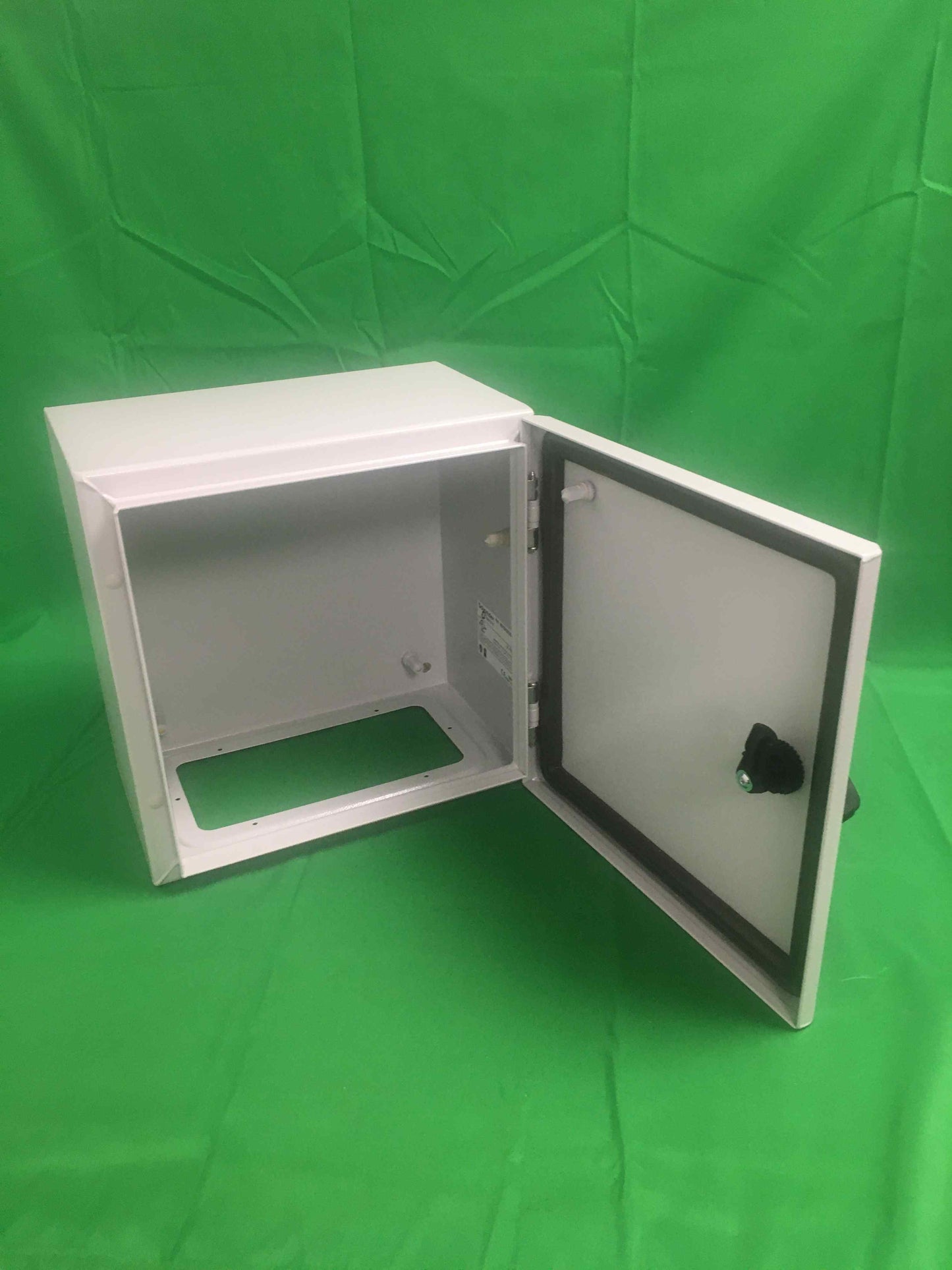 Schneider-Electric NSYS3D3320 NSYS3D3320