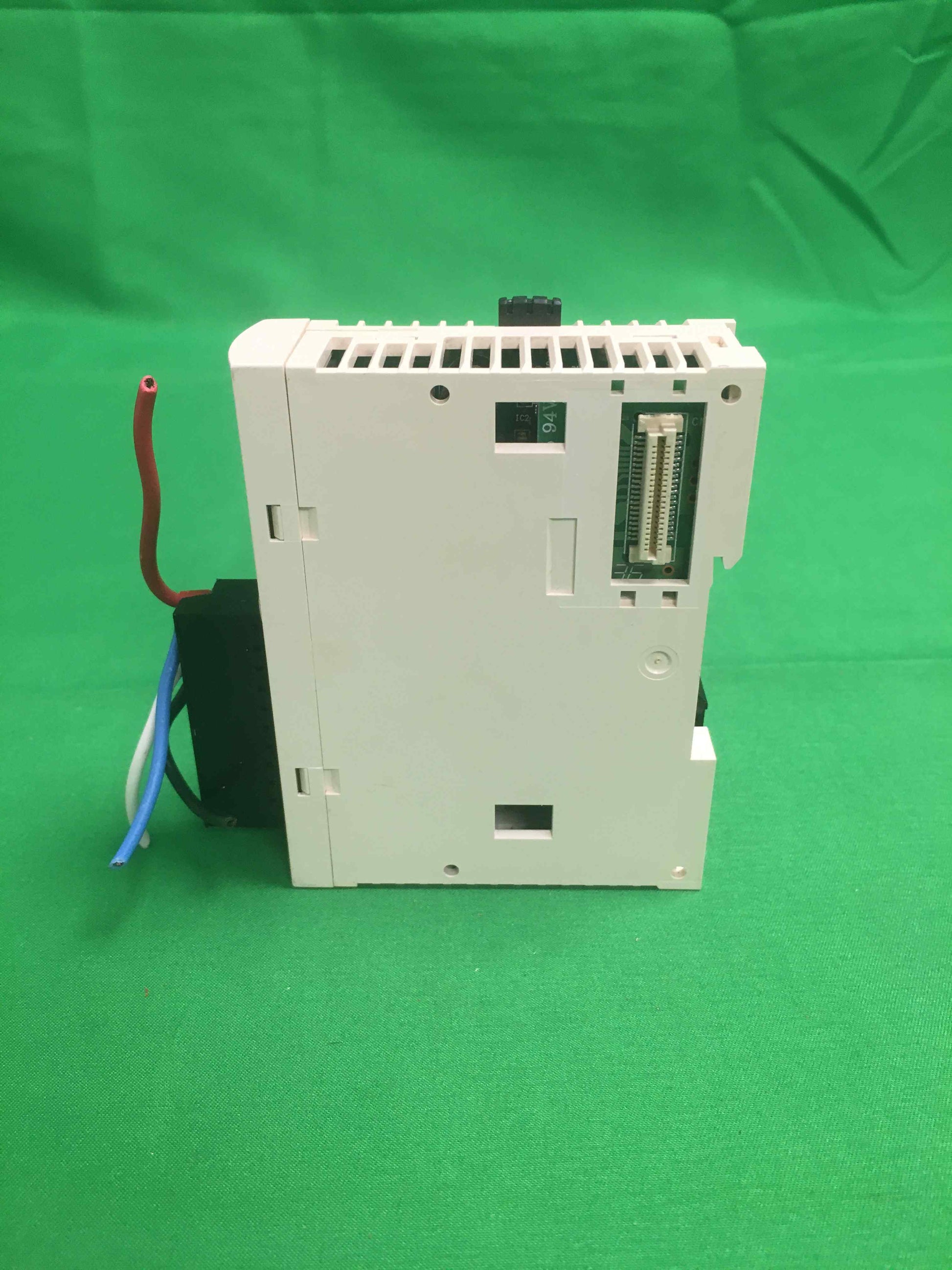 Schneider Electric-TM2AMO1HT/TM2AMO1HT