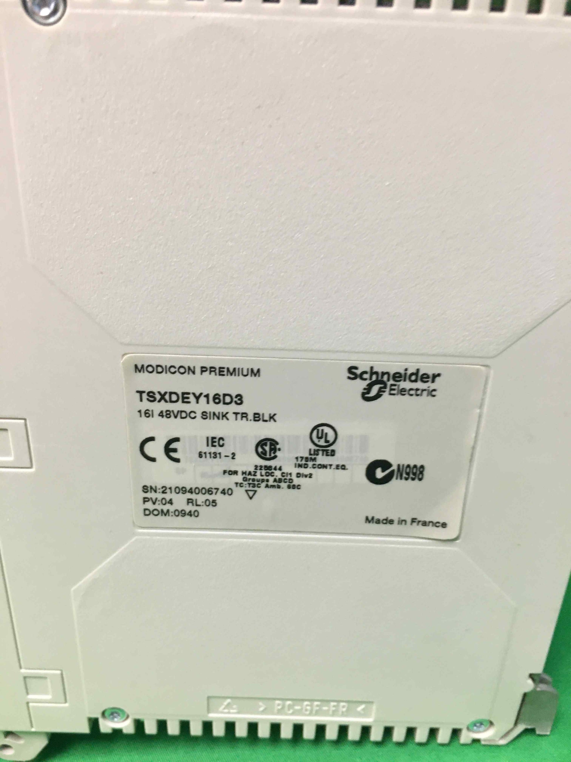 Schneider-Electric TSXDEY16D3 OPEN BOX TSXDEY16D3 OPEN BOX REF TSXBL Y 01