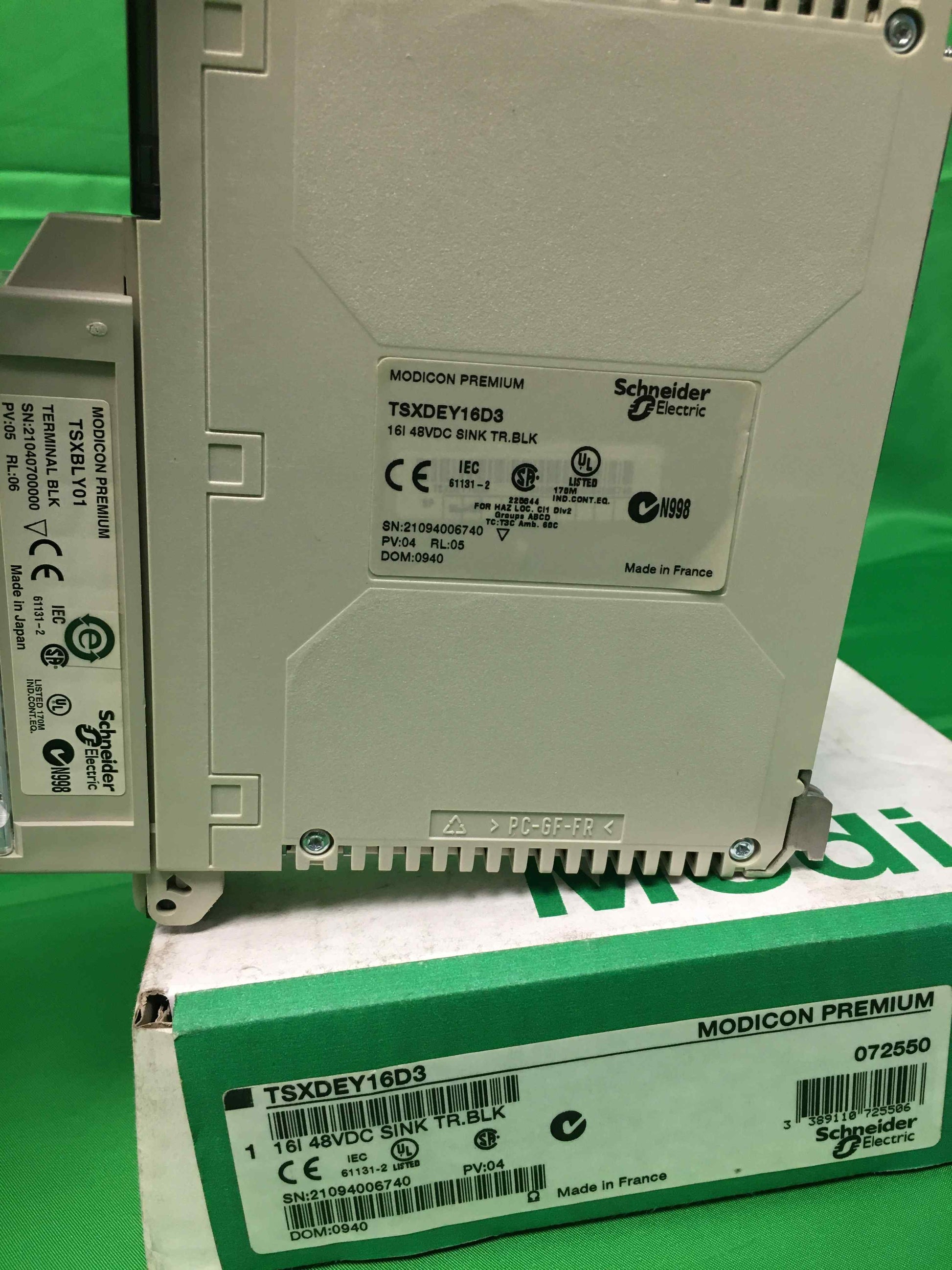 Schneider-Electric TSXDEY16D3 OPEN BOX TSXDEY16D3 OPEN BOX REF TSXBL Y 01