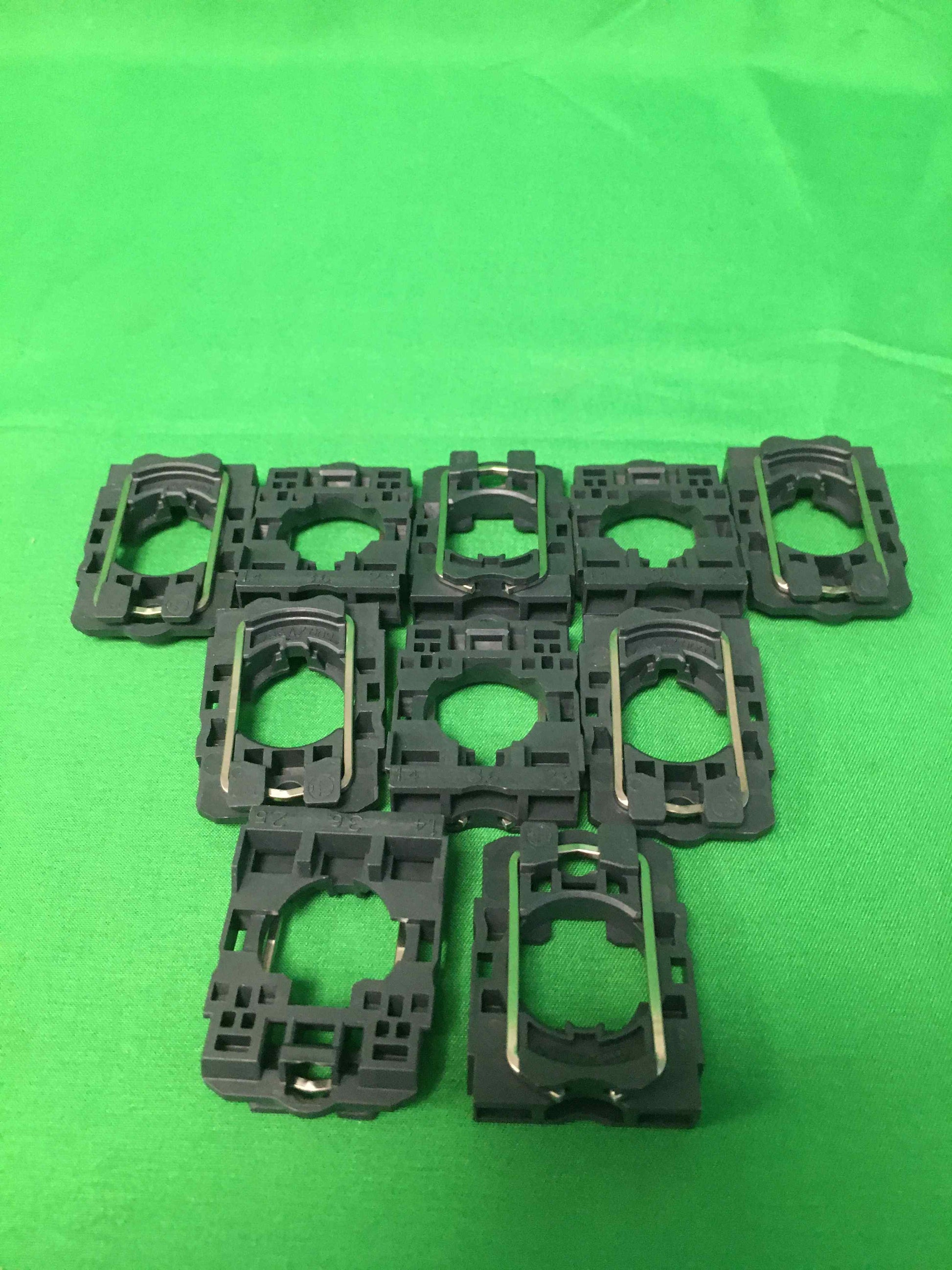 Schneider-Electric ZB5 AZ009 ZB5AZ009 10 UNITS