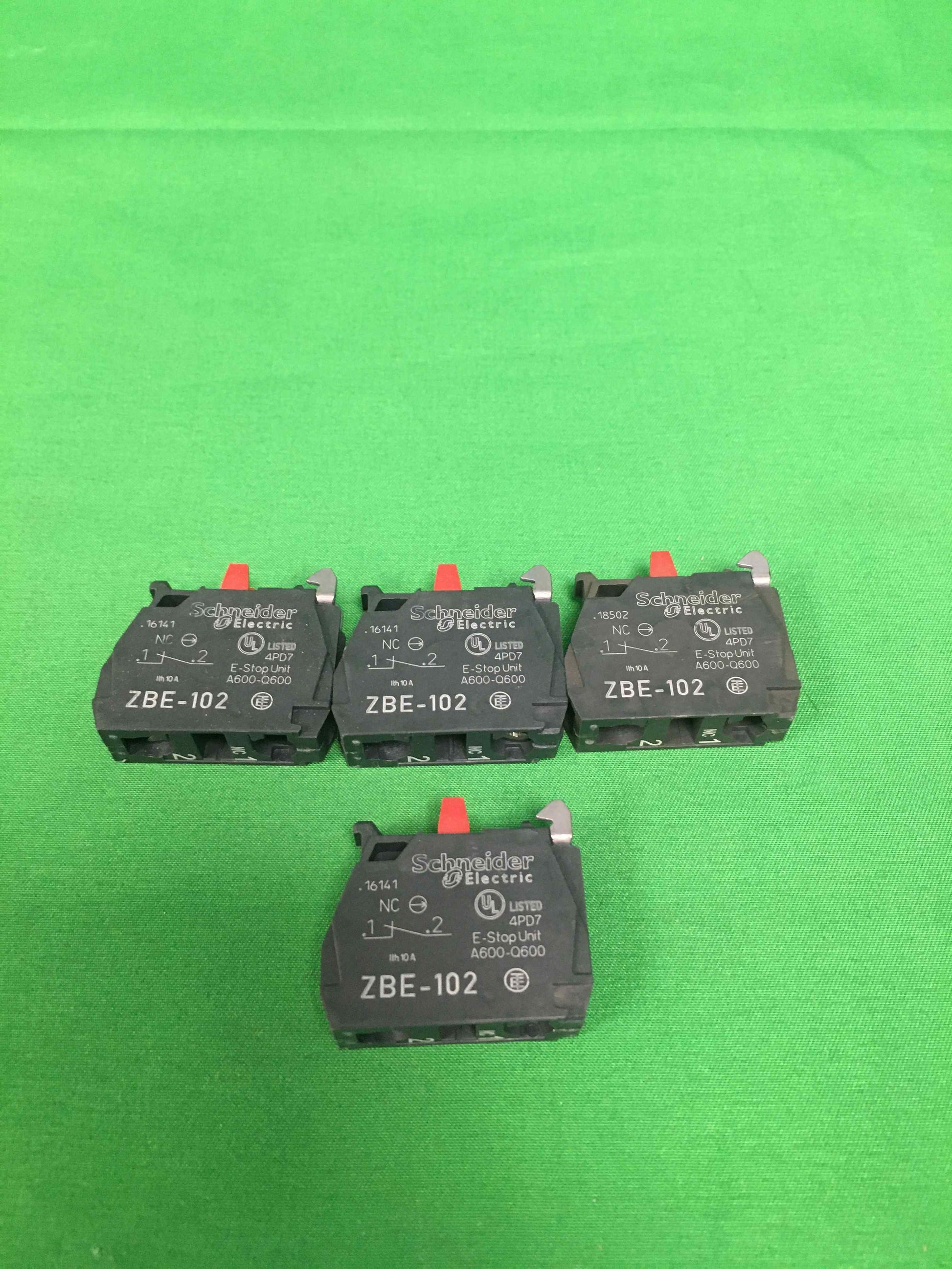 Schneider-Electric ZBE 102 OPEN BOX ZBE102 4 UNITS