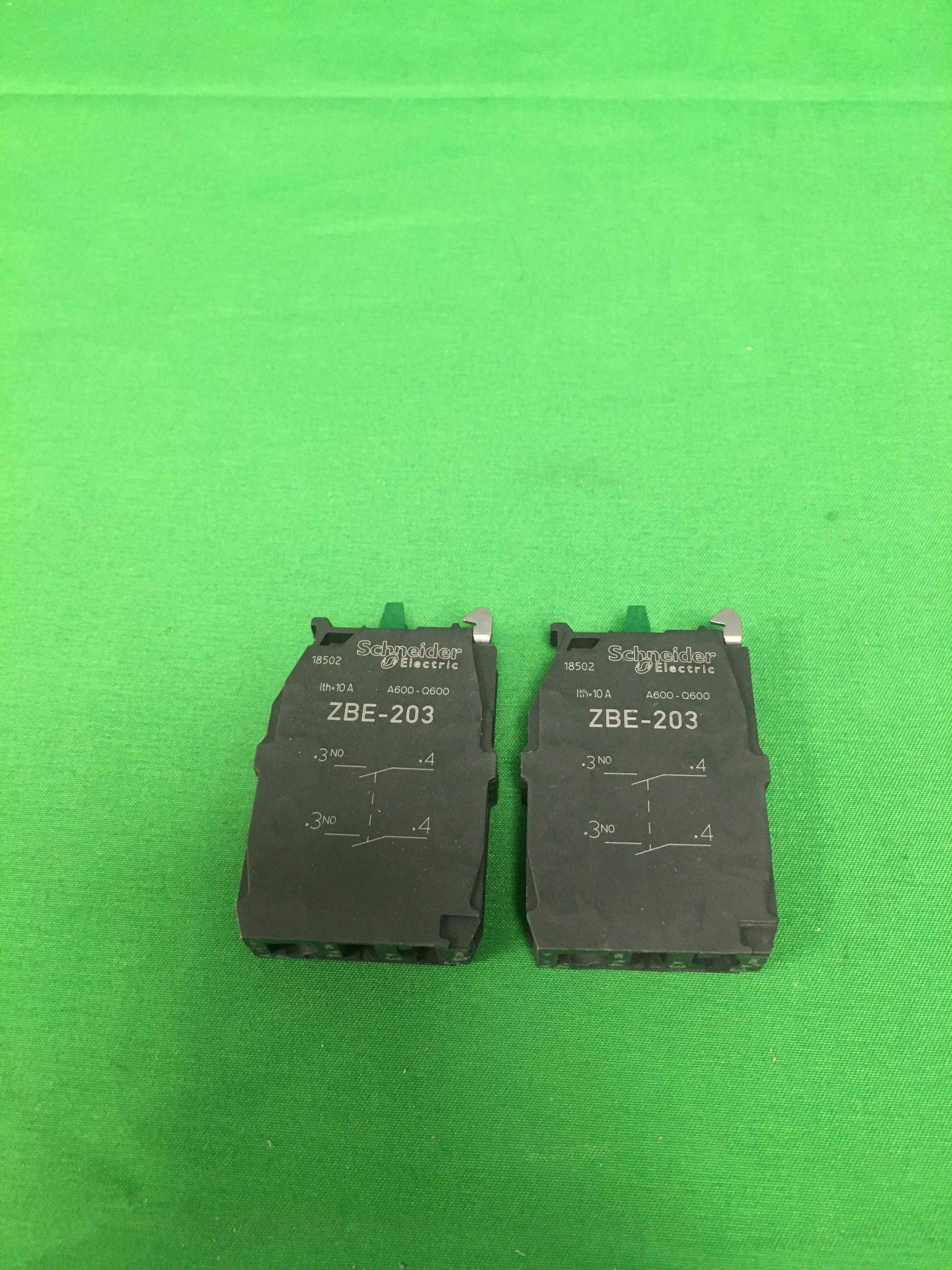 Schneider-Electric ZBE 203 ZBE203 2 UNITS