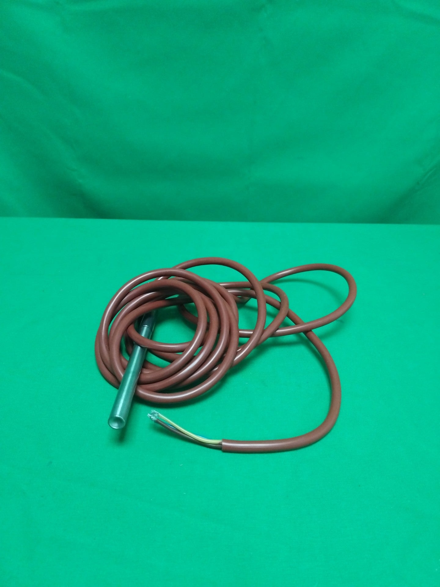 iOVEO PT100 PT100 SONDE DE TEMPERATURE 120W440V