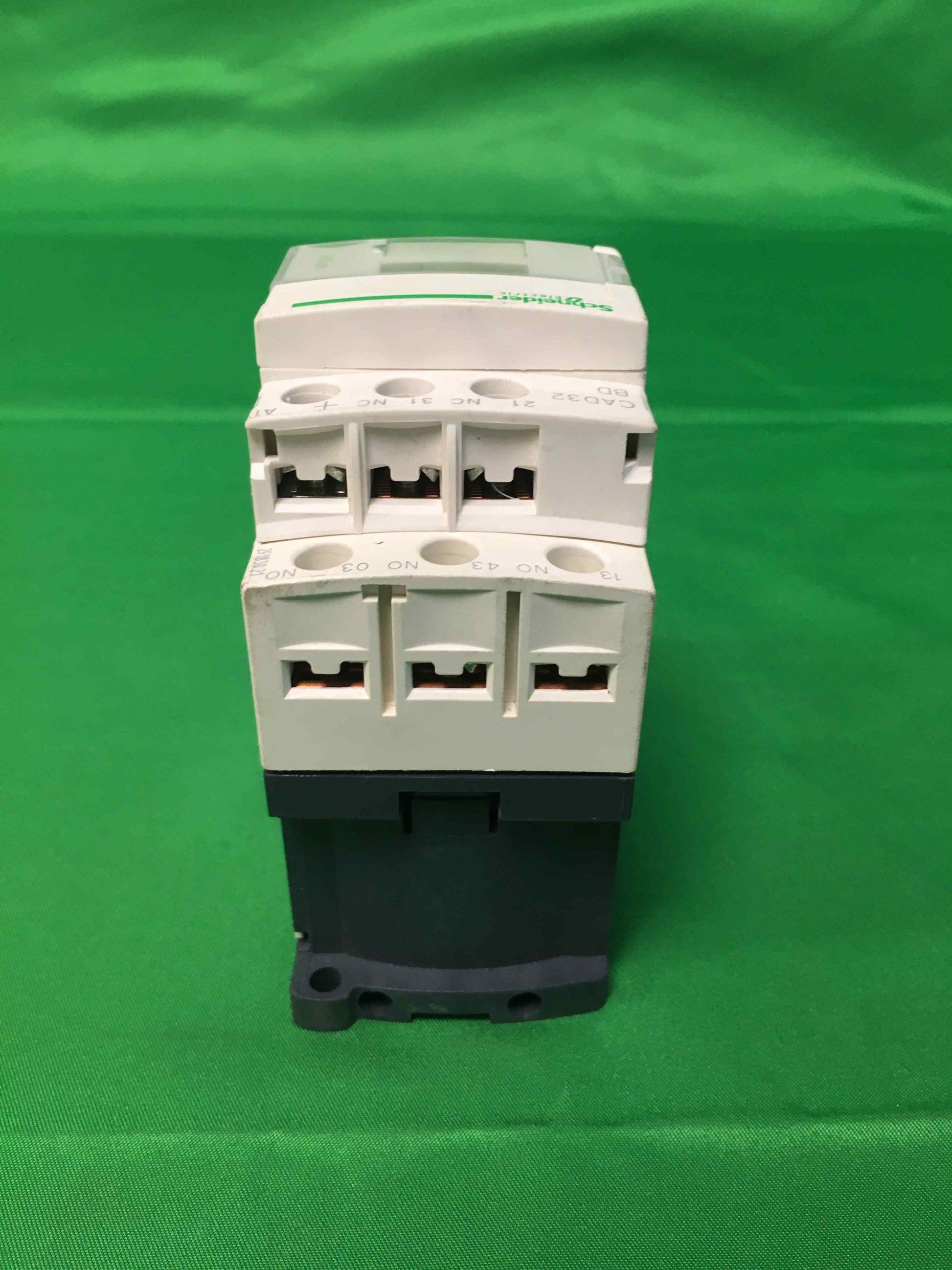 Schneider-Electric CAD32BD USED CAD32BD