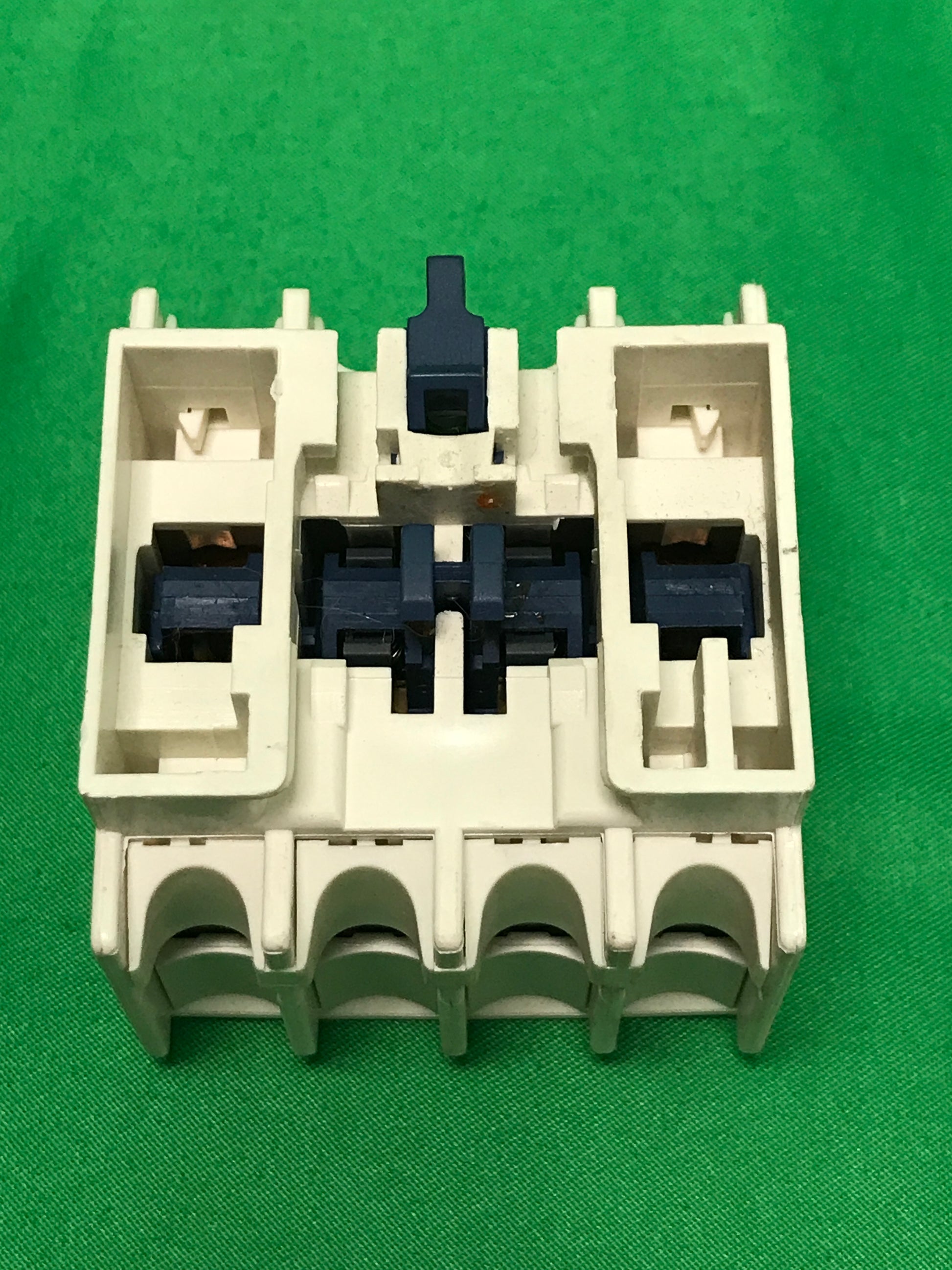 Schneider-Electric LADN22 LADN22