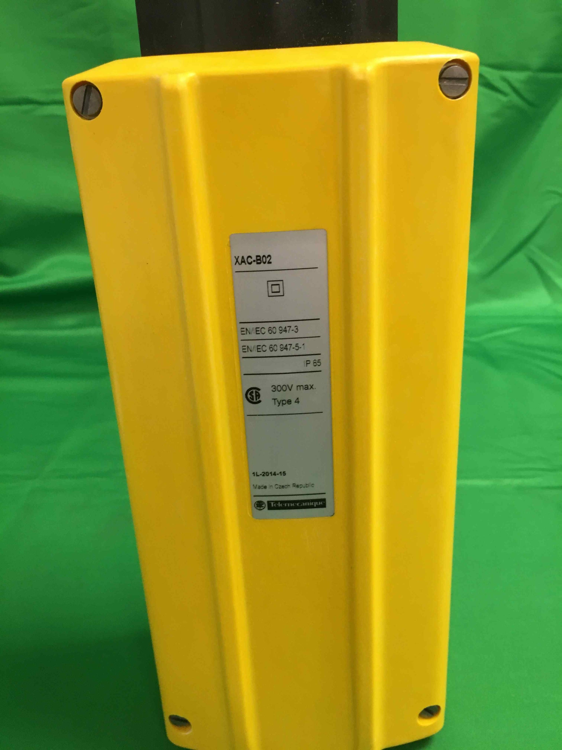 Schneider-Electric XACB02 XACB02