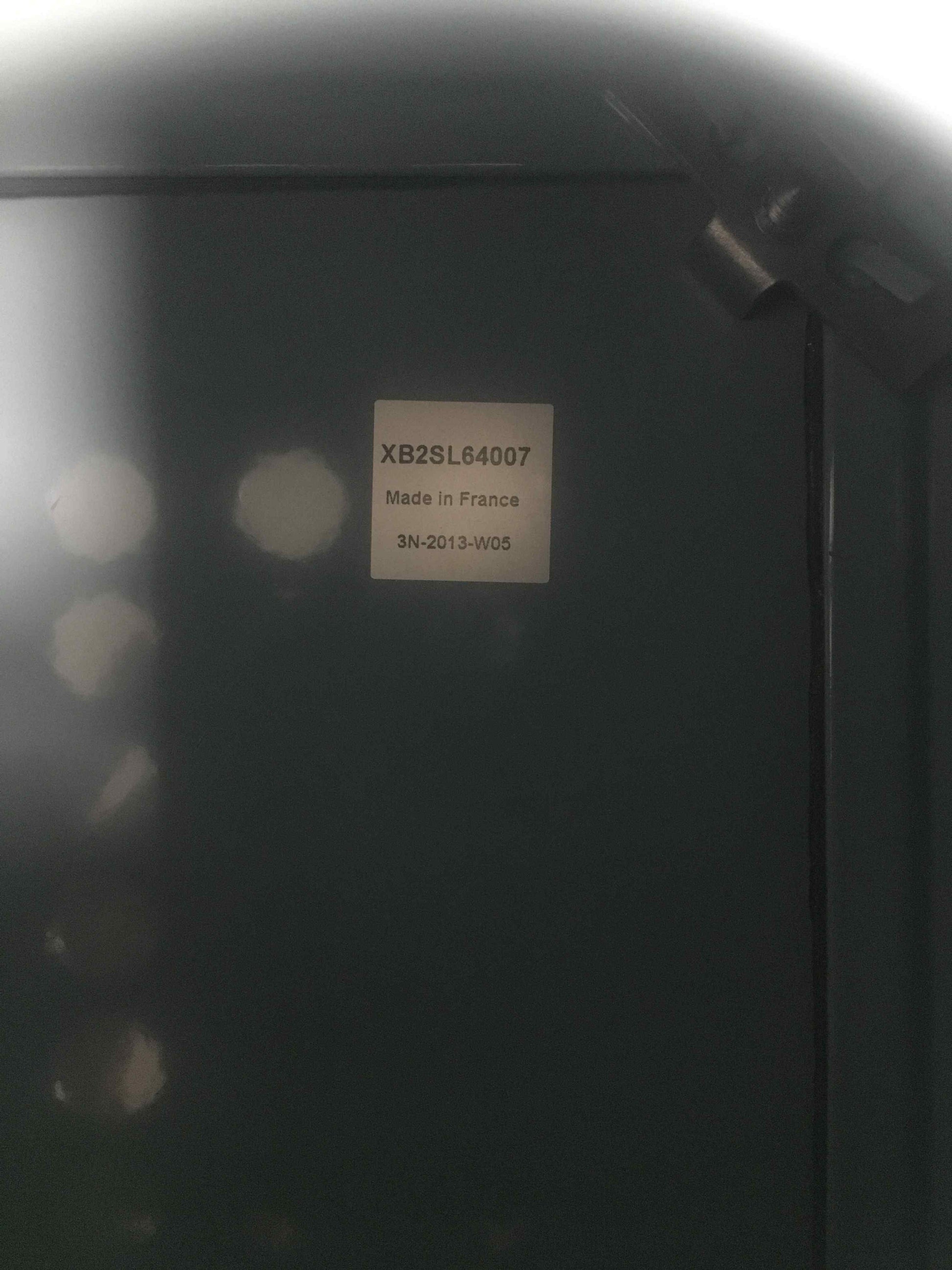 Schneider-Electric XB2SL64007 XB2SL64007 WITHOUT ORIGINAL PACKAGING