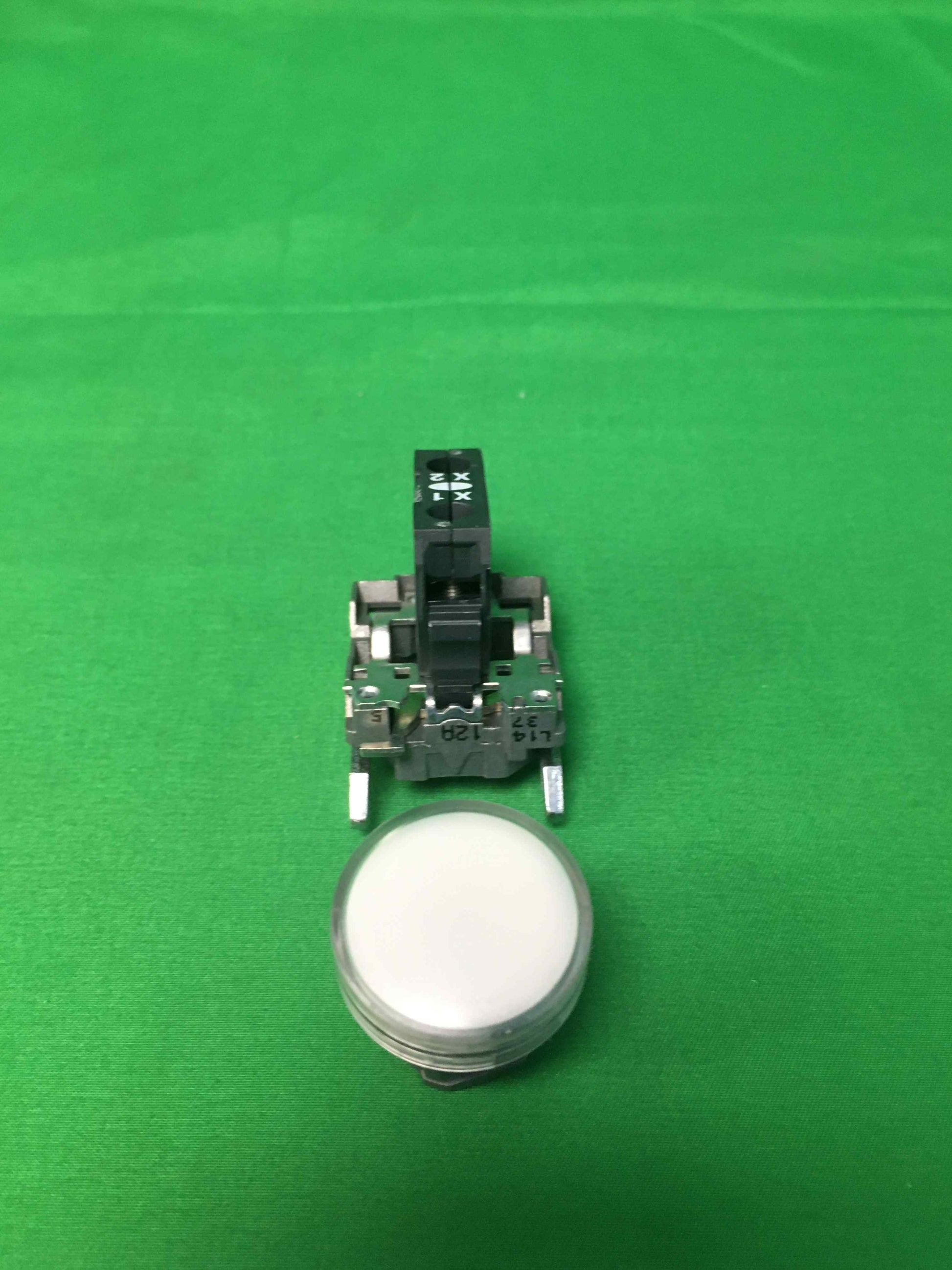 Schneider-Electric XB4 BVM1 XB4BVM1