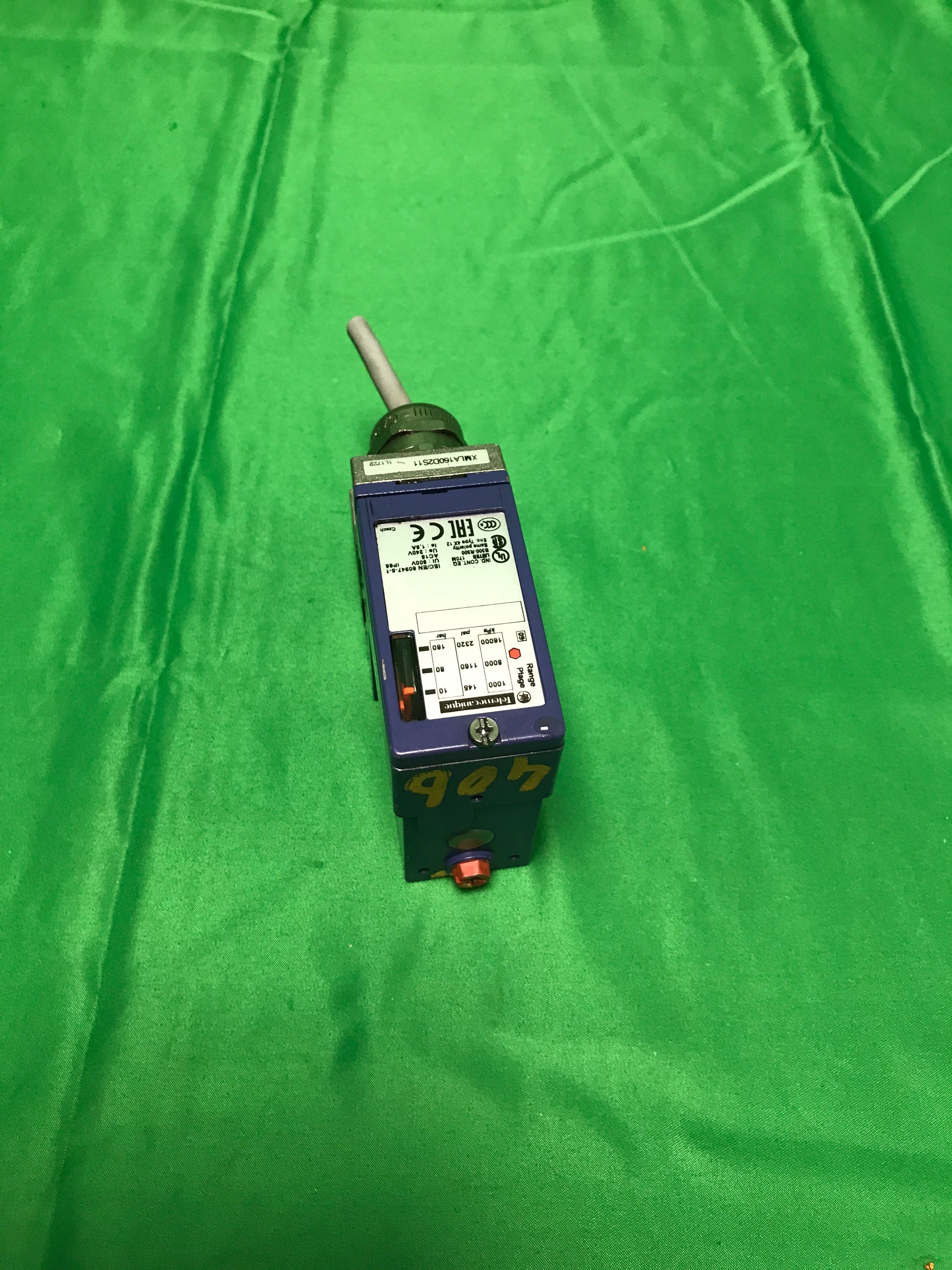 Telemecanique XMLA160D2S11 XMLA160D2S11