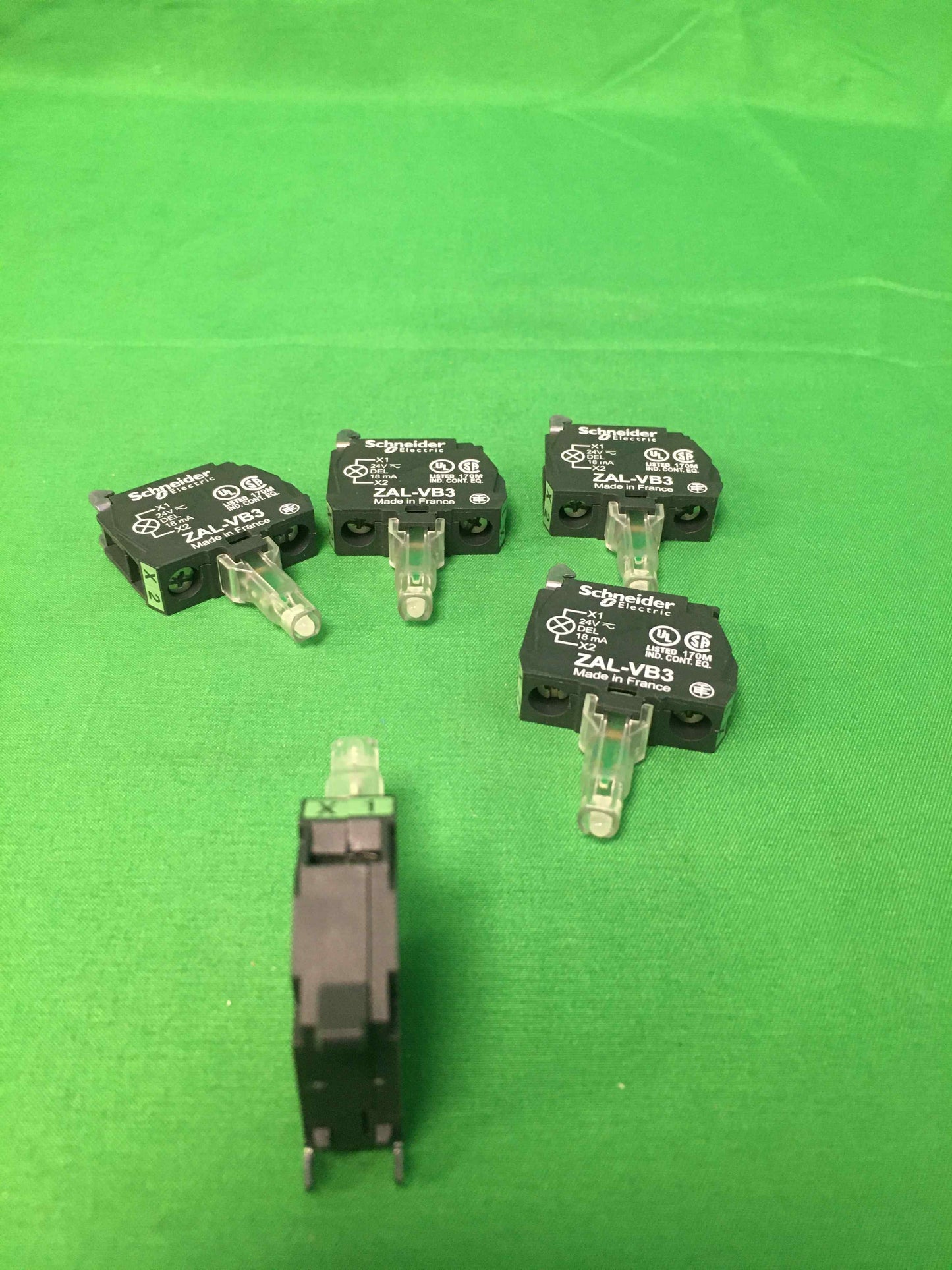 Schneider-Electric ZAL VB3 ZALVB3