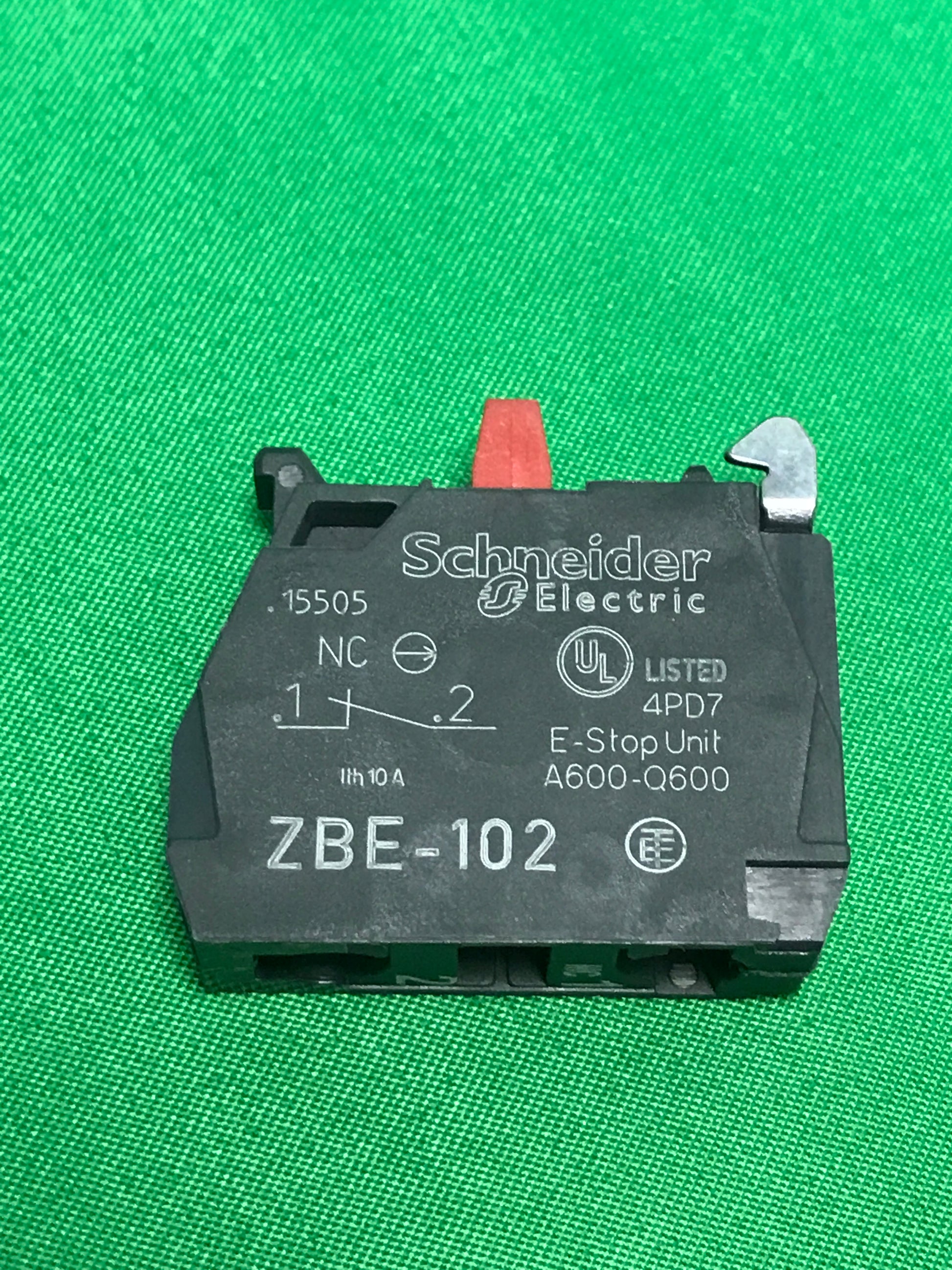 Schneider-Electric ZBE 102 ZBE102 BOX OF 4 UNITS