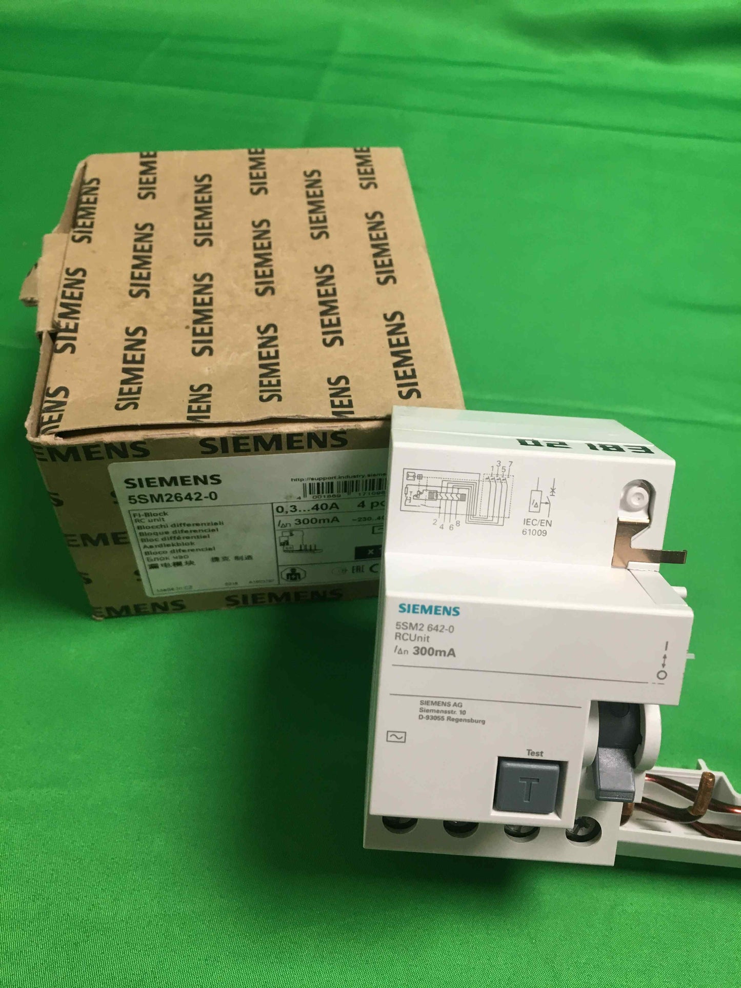 Siemens 5SM2642-0 5SM26420